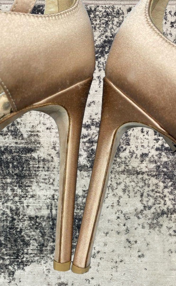 Valentino Authenticated Valentino Heels, Neutral/Pinkish , USW 9 Size US 9 / IT 39 - 8 Thumbnail