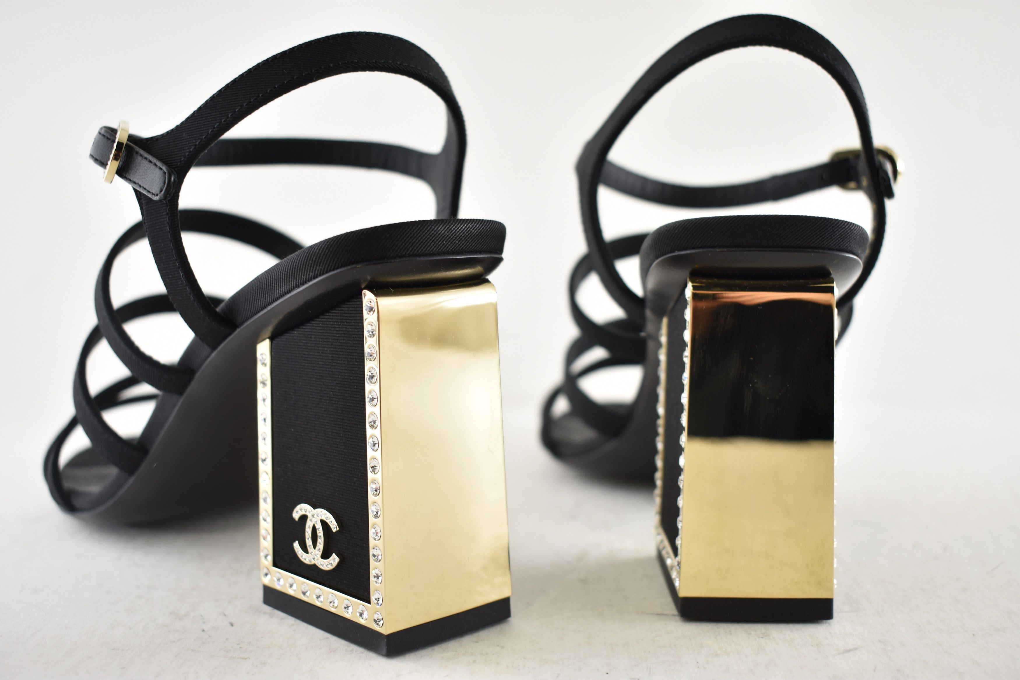 Chanel Chanel 24B Strappy Crystal CC Logo Block Heel Sandal 38 Size US 8 / IT 38 - 16 Thumbnail