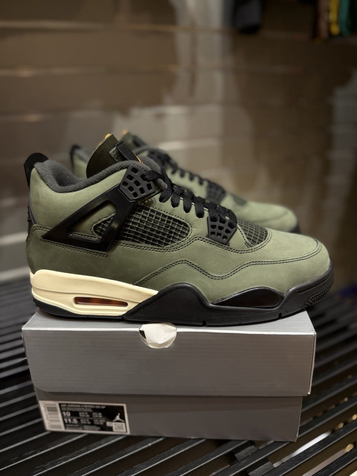 Jordan Brand Air Jordan 4 Undefeated 2025 Size 10 Men’s (IB1519 200) Size US 10 / EU 43 - 5 Thumbnail