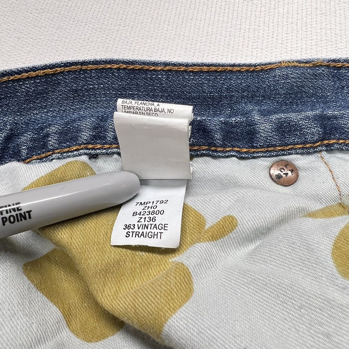 Lucky Brand Lucky Brand Jeans Blue 363 Vintage Straight Denim Stretch Size US 36 / EU 52 - 15 Thumbnail
