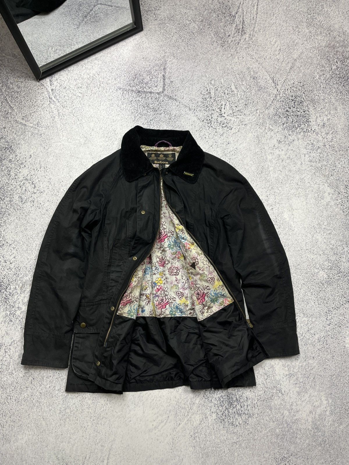 Barbour Vintage Barbour Print Beadnell Waxed Jacket Size UK 10 Rare Size M / US 6-8 / IT 42-44 - 3 Thumbnail