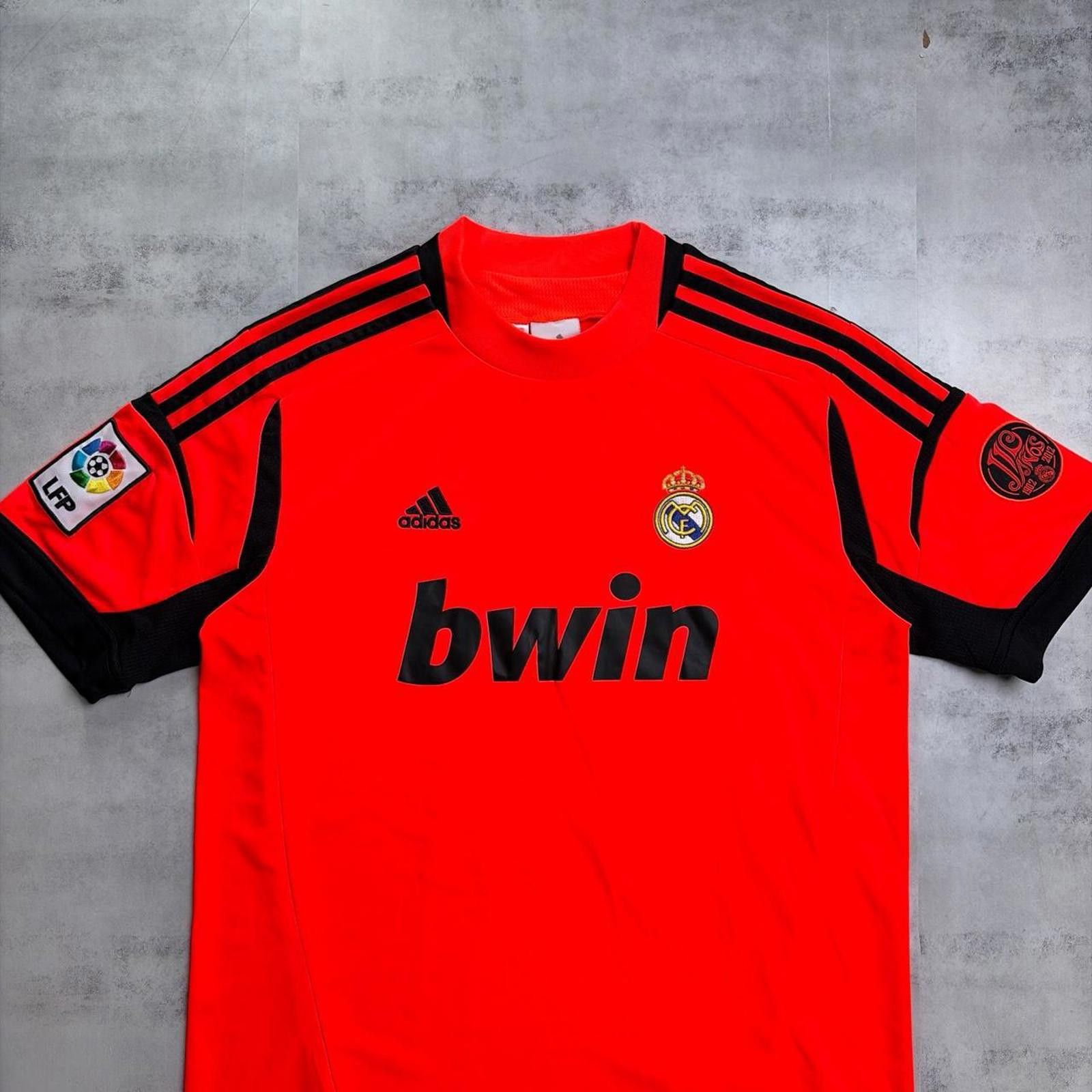 Adidas Y2K Orange Adidas Real Madrid 2012/13 Away Soccer Jersey Size US S / EU 44-46 / 1 - 2 Thumbnail