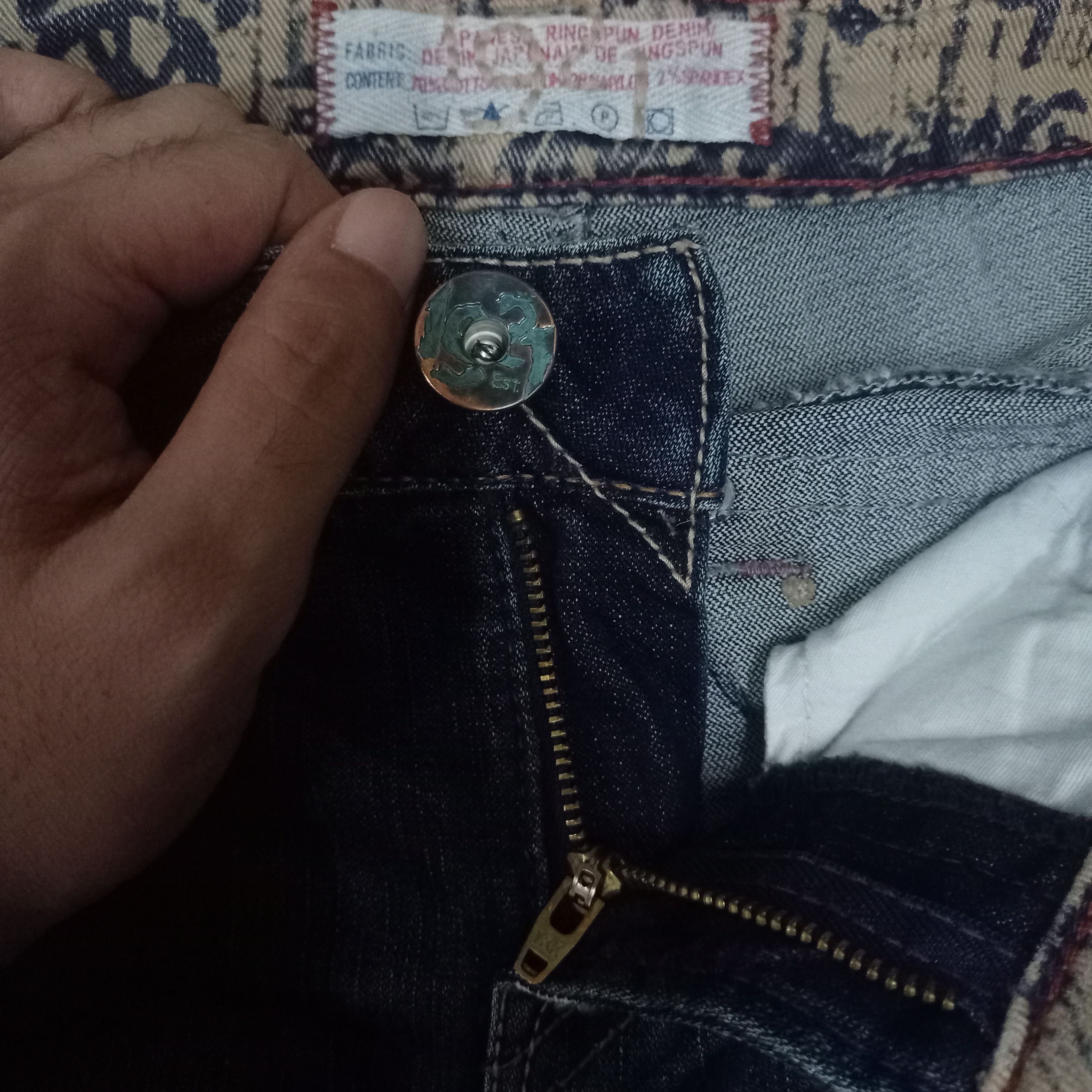 Japanese Brand Vintage Japanese Brand Washed Blue Flare Style Jeans Size 30" / US 8 / IT 44 - 3 Thumbnail
