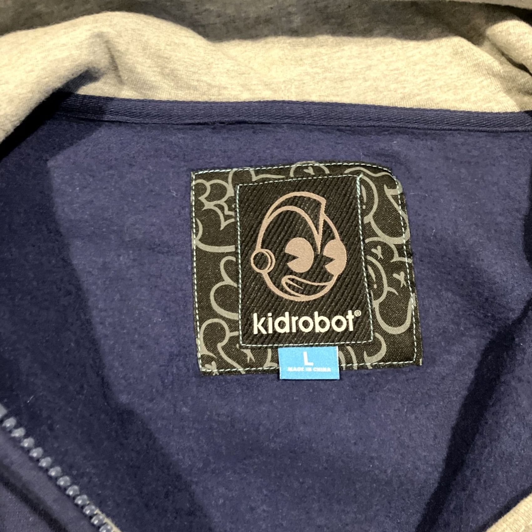 Logo 7 VINTAGE Kidrobot Hoodie Full Zip Up Inverted Logo Men's Large Blue Graphic Print Hooded Pockets Size US L / EU 52-54 / 3 - 4 Thumbnail