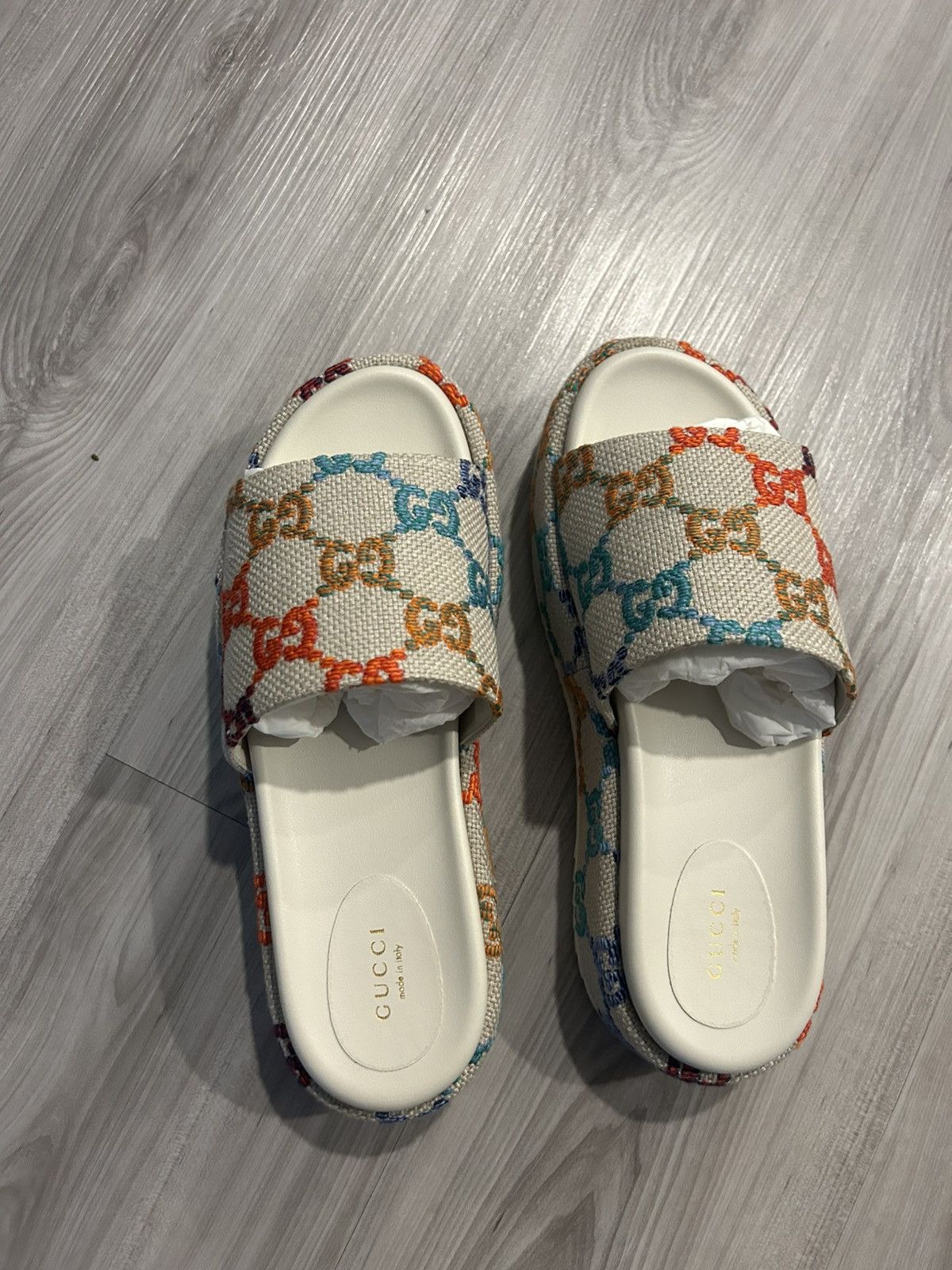 Gucci Gucci Colorful Logo Sandals Size US 10 / IT 40 - 10 Thumbnail