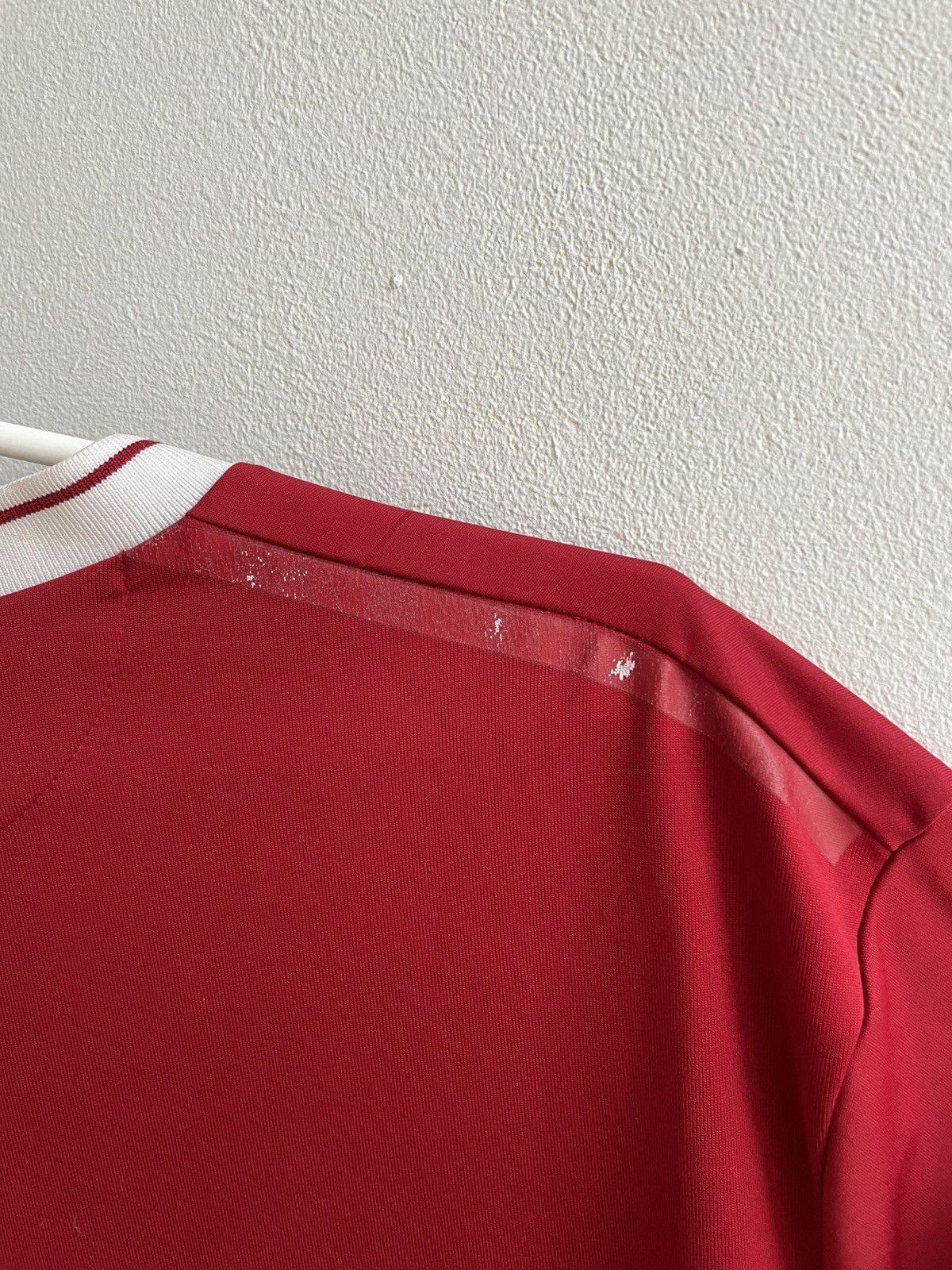 New Balance LIVERPOOL 2017 2018 FOOTBALL SHIRT SOCCER JERSEY NEW BALANCE Size US XL / EU 56 / 4 - 18 Thumbnail