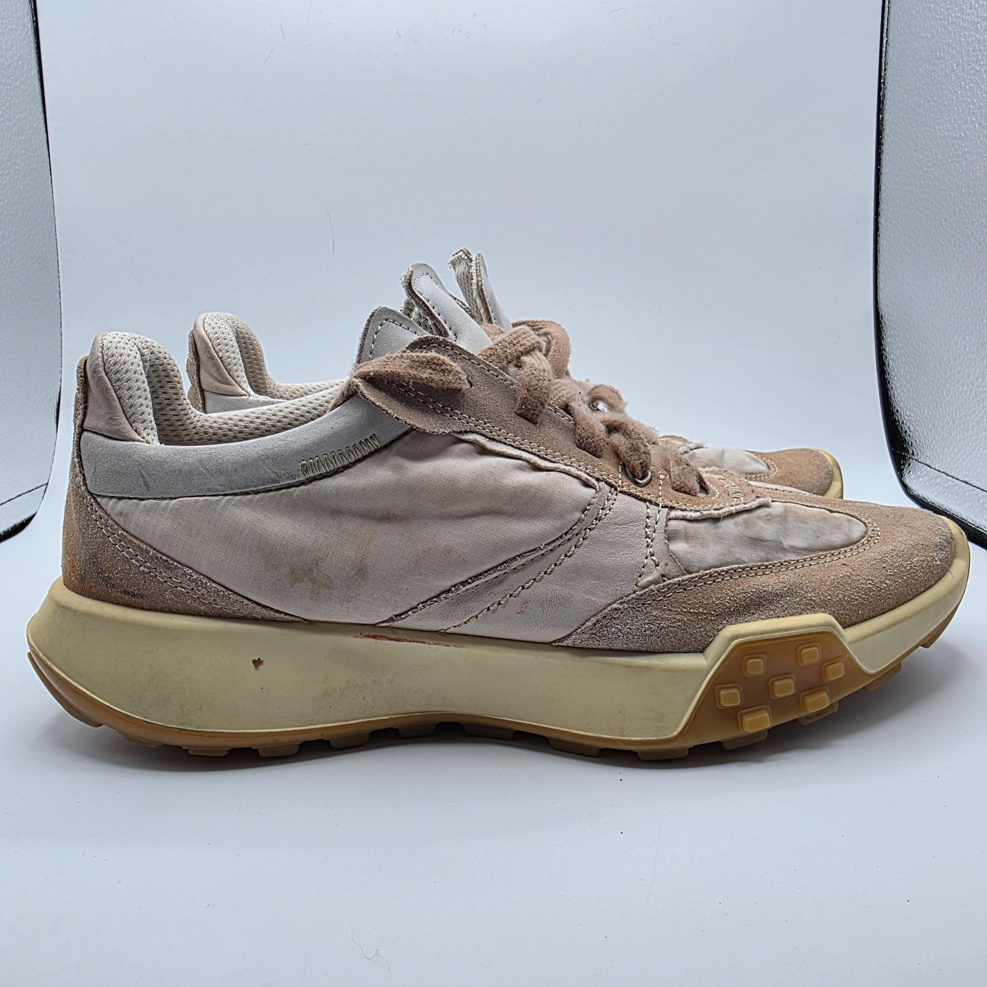 Ecco ECCO Retro Sneaker Womens Size 10.5 Beige Brown Shoes Casual Size US 10.5 / IT 40.5 - 12 Thumbnail