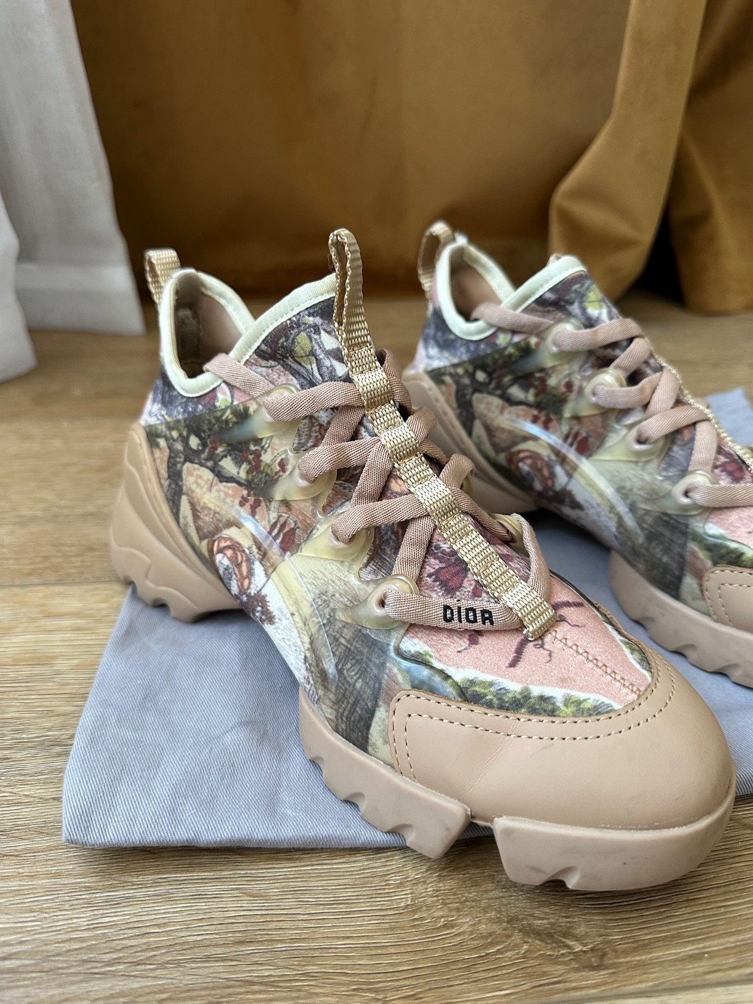 Dior 🔥85% OFF🔥 [SALE] Dior Christian D-Connect Sneaker Size US 8 / IT 38 - 2 Thumbnail