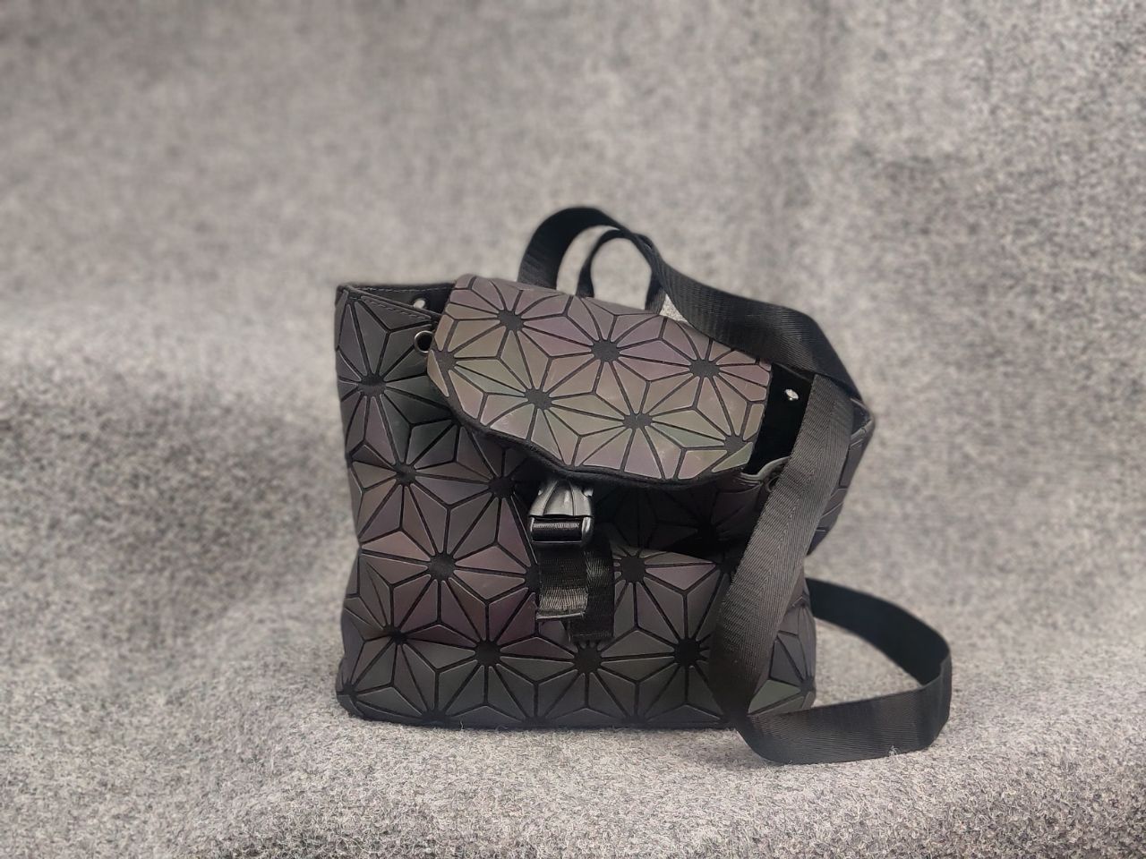 Issey Miyake Issey Miyake Bao Bao Japan Geometric Prism PVC Backpack Size ONE SIZE - 1 Thumbnail