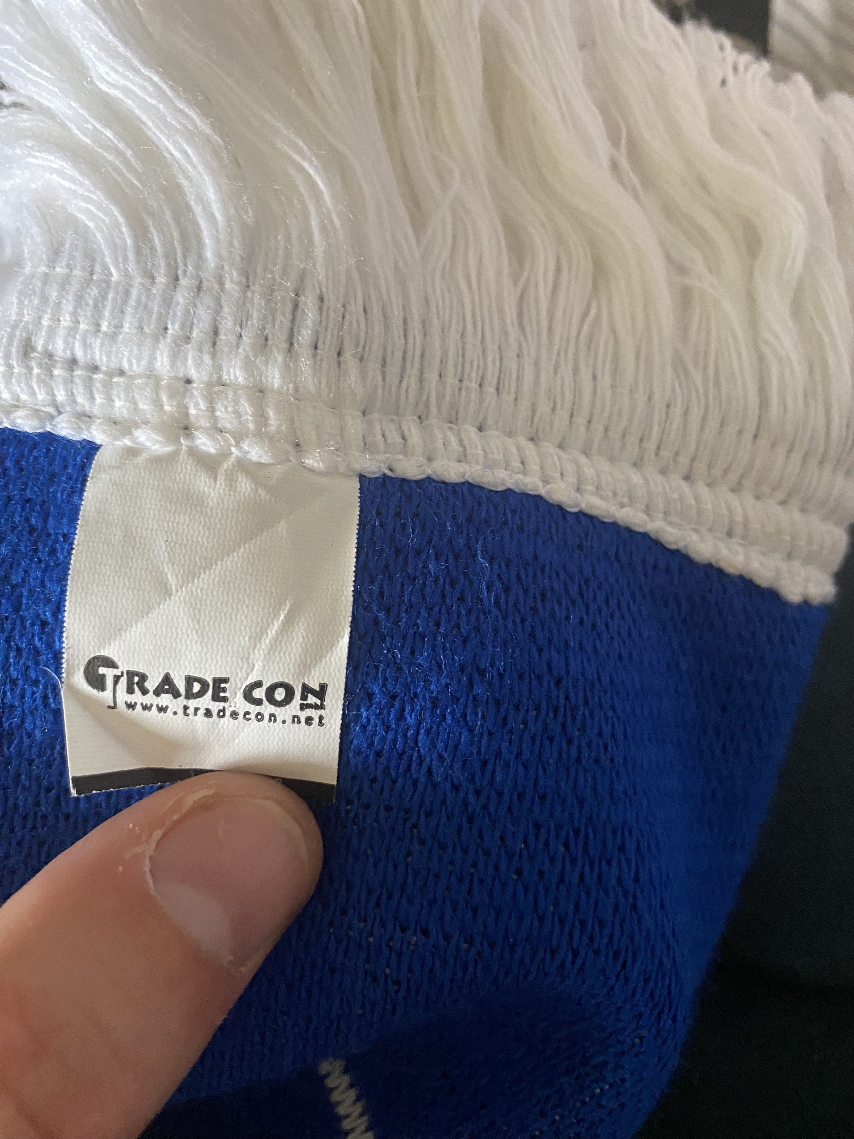Other Unique HSV HAMBURG football scarf - SPECIAL OFFER Size ONE SIZE - 4 Thumbnail