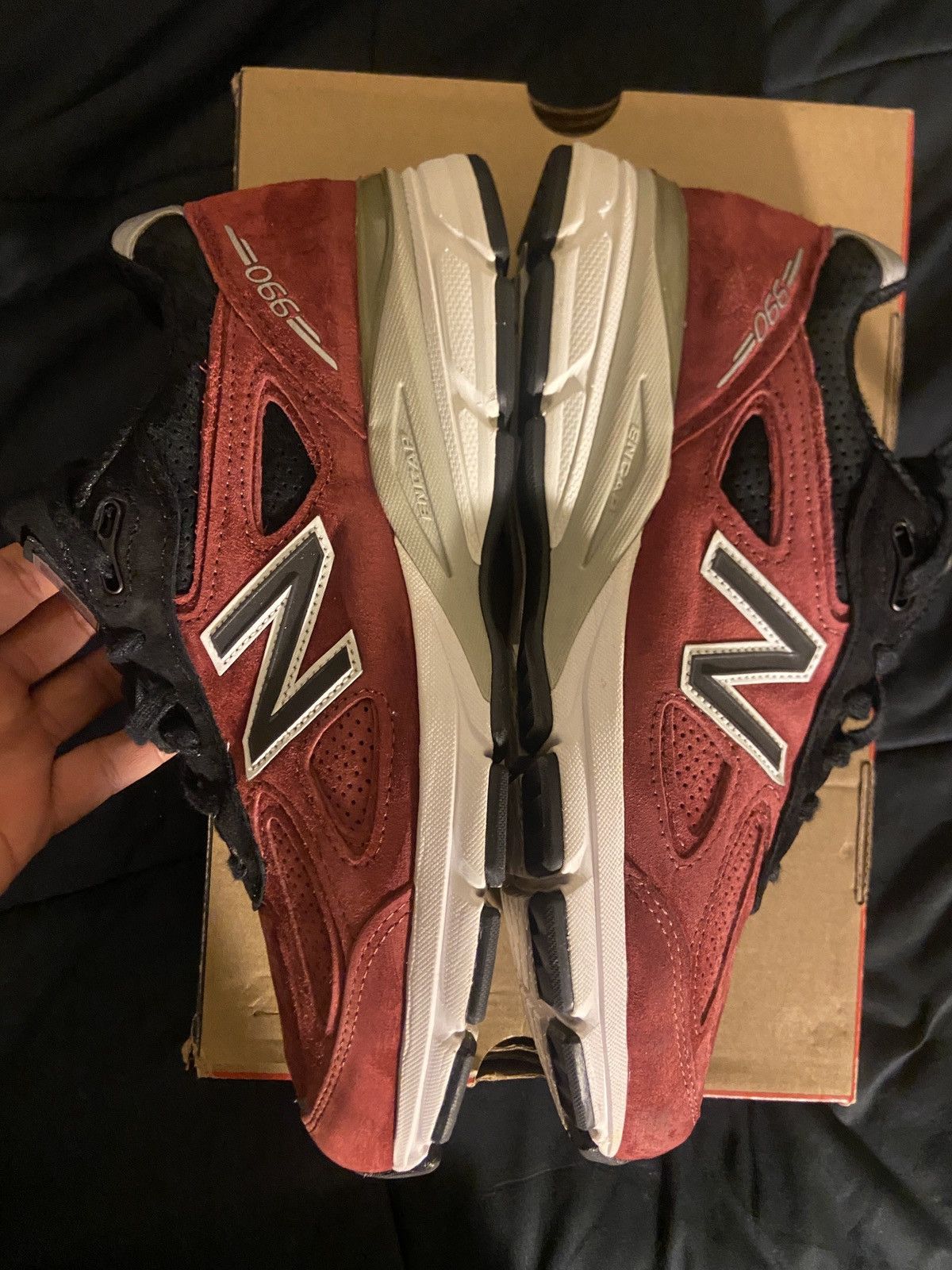 New Balance Made in USA New Balance 990v4 burgundy size 9 Size US 9 / EU 42 - 2 Thumbnail