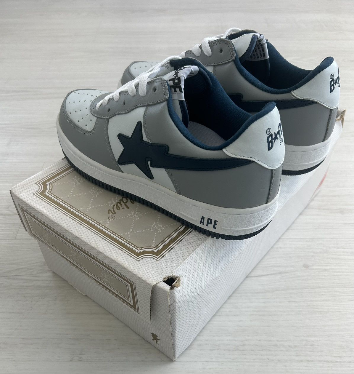Bape VERY RARE OG 2003 A BATHING APE BLUE/NAVY BAPESTA Size US 9.5 / EU 42-43 - 7 Thumbnail