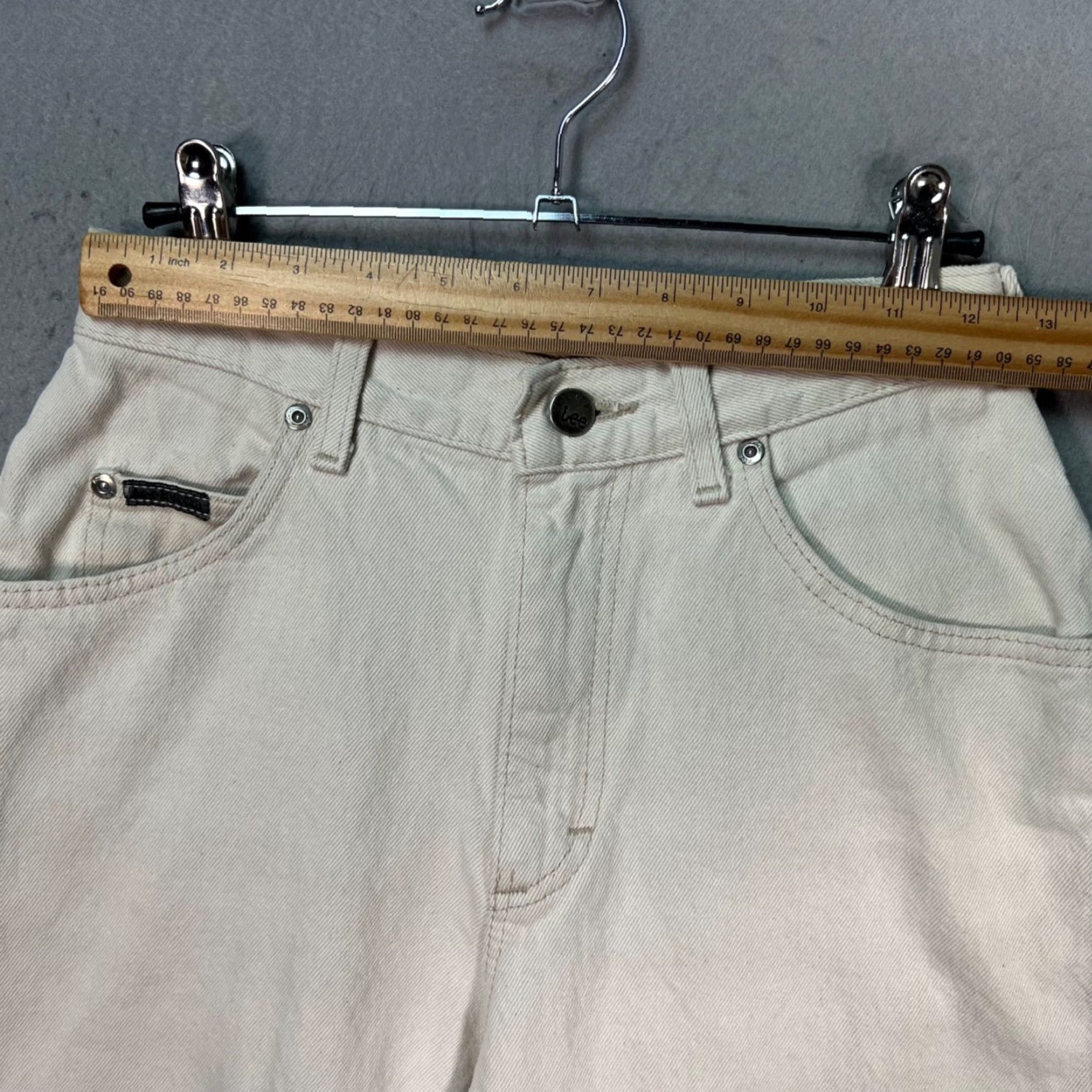 Lee Lee Womens Jeans 24 White Denim Straight 5-Pocket High Rise Vintage No (Adults) Size 42" / US 20 - 5 Thumbnail