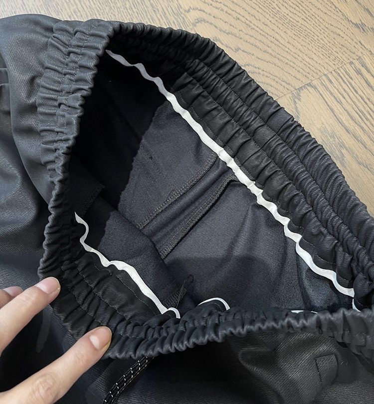 Japanese Brand × Vintage Avant garde fashion y2k faux leather baggy pants Size US 28 / EU 44 - 5 Thumbnail