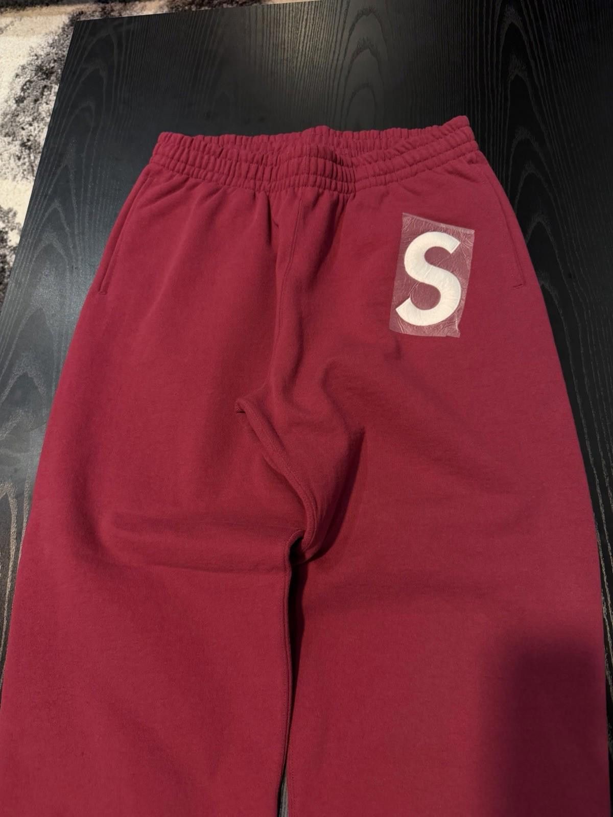Supreme Supreme S Logo Sweatpants Red (SS25) Brand New Size Medium Size US 32 / EU 48 - 4 Thumbnail