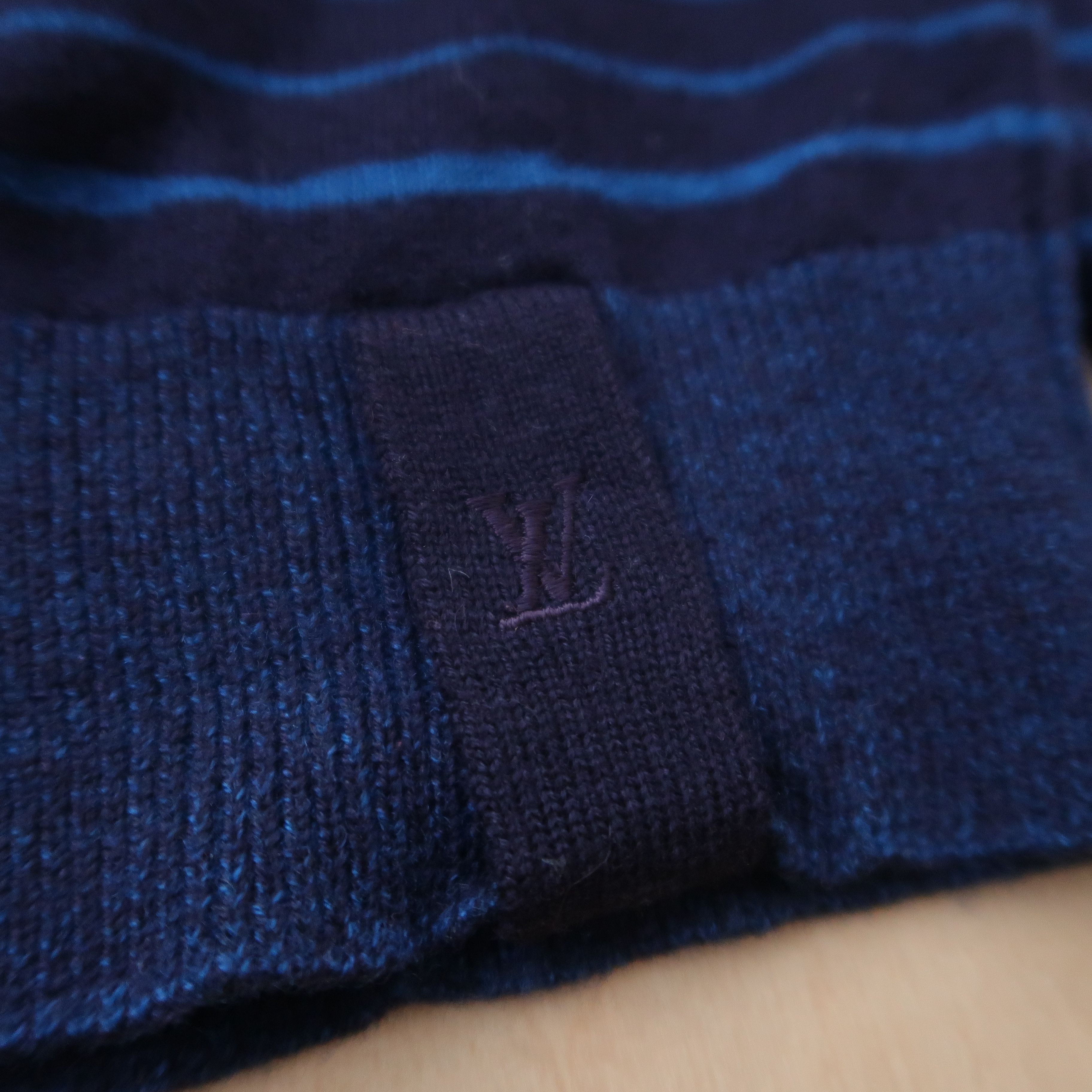 Louis Vuitton S/S 08 Runaway Psychedelic Sweater Knit Fuzzy Size US S / EU 44-46 / 1 - 9 Thumbnail