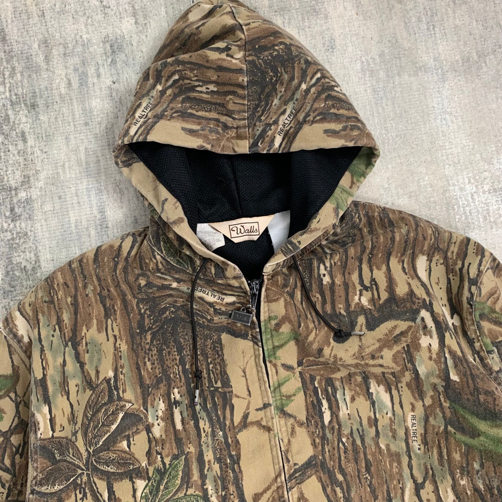 Walls Vintage Walls Realtree Camo Hooded Work Jacket Size Large 