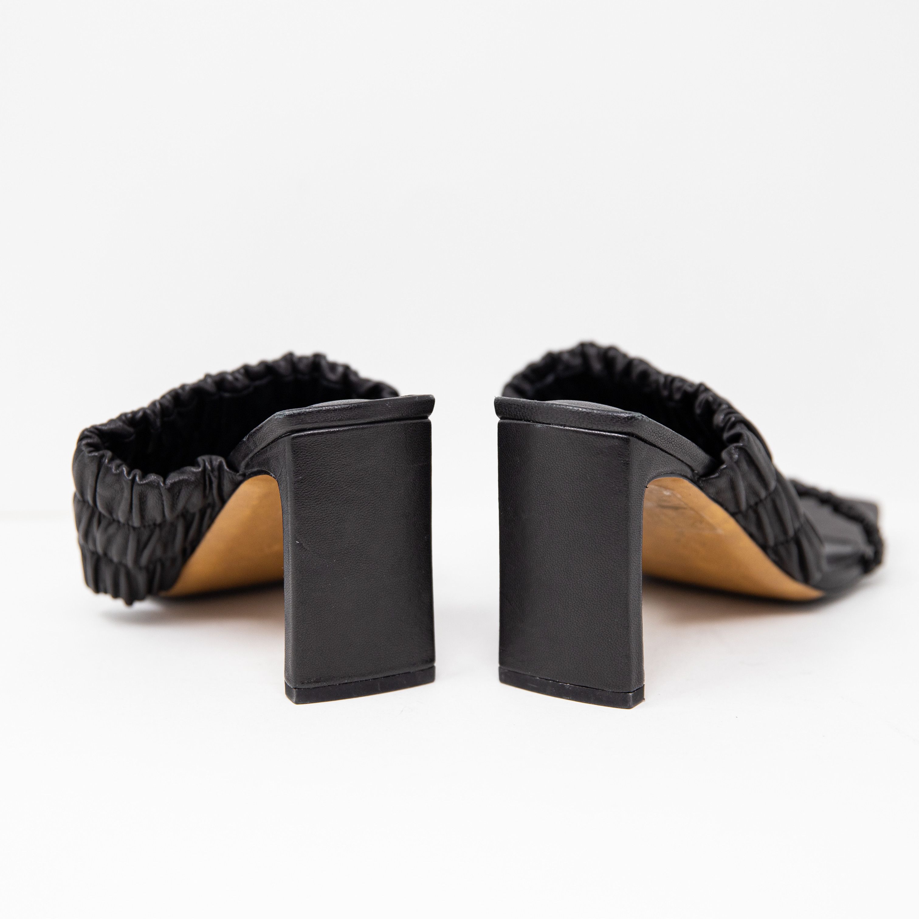 Jonathan Simkhai Jonathan Simkhai Felix Genuine Leather Ruched Size US 9.5 / IT 39.5 - 3 Thumbnail