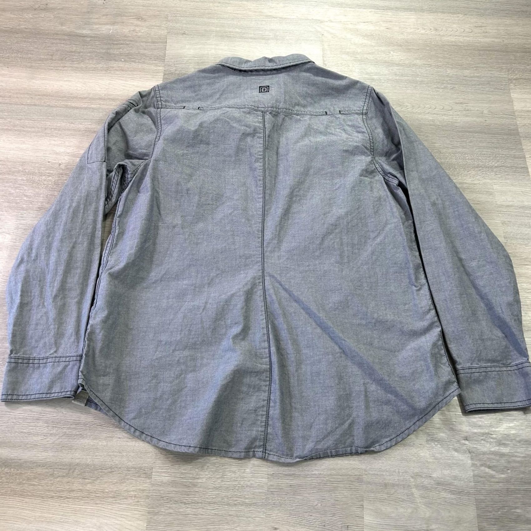 Vintage 5.11 Tactical Athena Shirt Womens Large Gray Snap Button Up Workwear 62386 Size L / US 10 / IT 46 - 2 Thumbnail