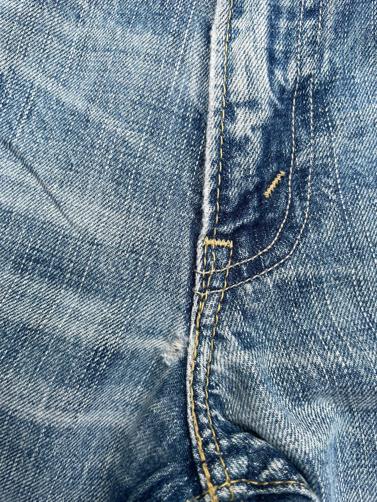 Levi's Vintage Levi’s 502 Distresed Size US 31 - 6 Thumbnail