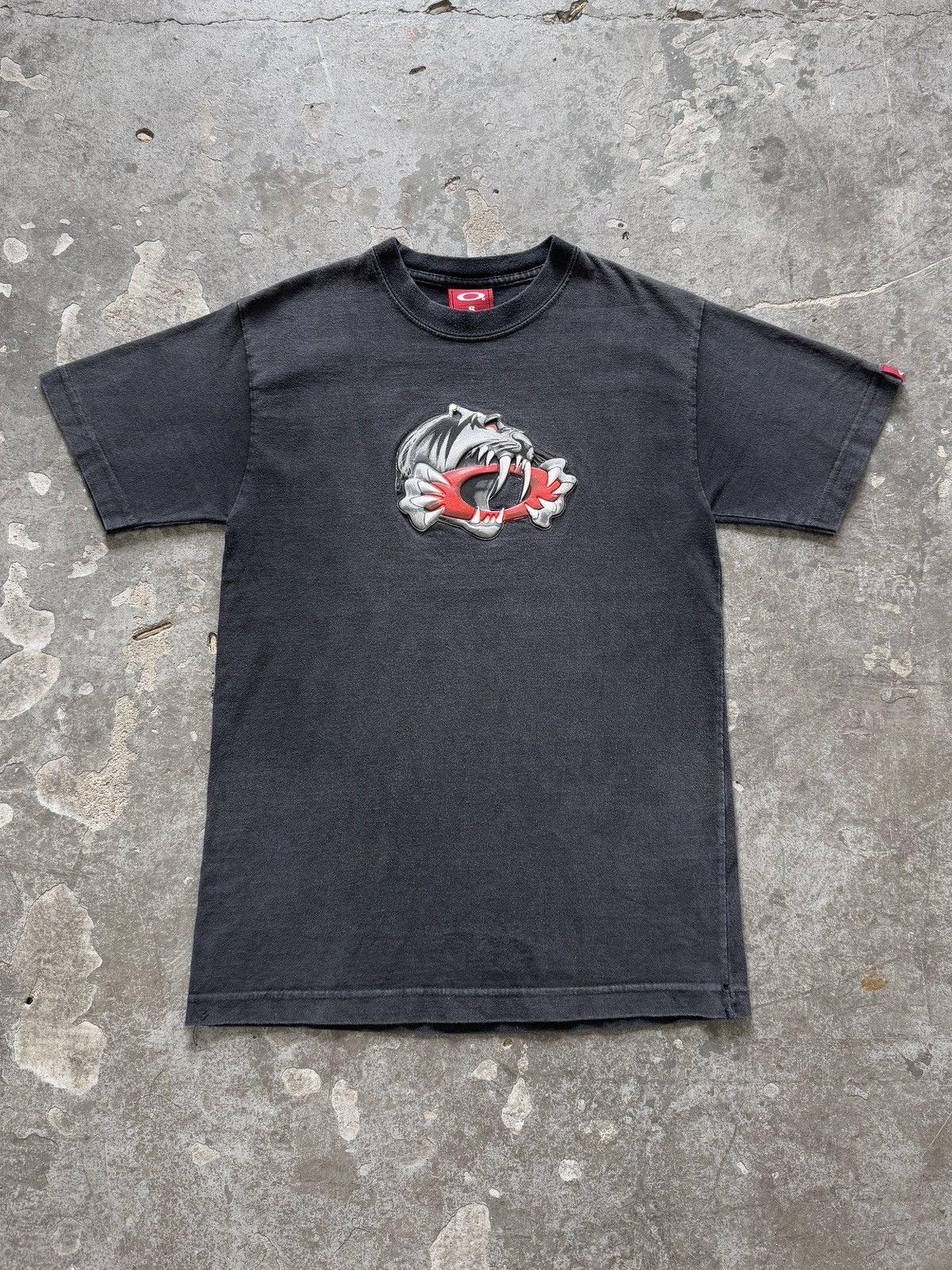 トップス OAKLEY Center Logo T-shirt Oakley Software Center Logo Yellow T-Shirt 90's Mens Size