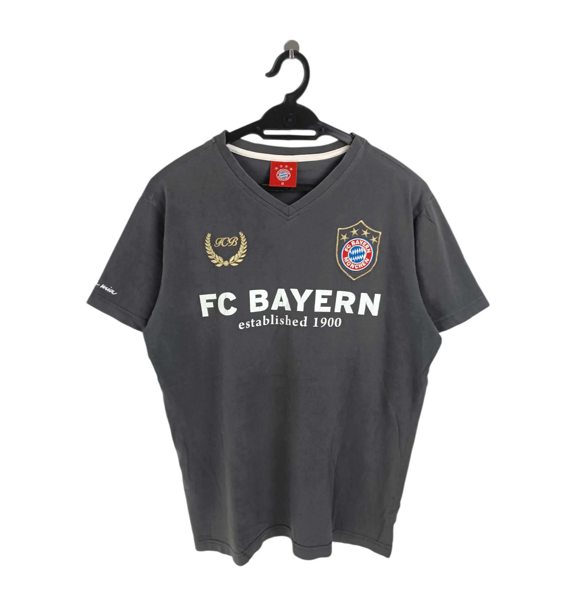 Vintage VINTAGE BAYERN MUNICH FCB FIFA SOCCER EPL VERY RARE Size US S / EU 44-46 / 1 - 1 Thumbnail