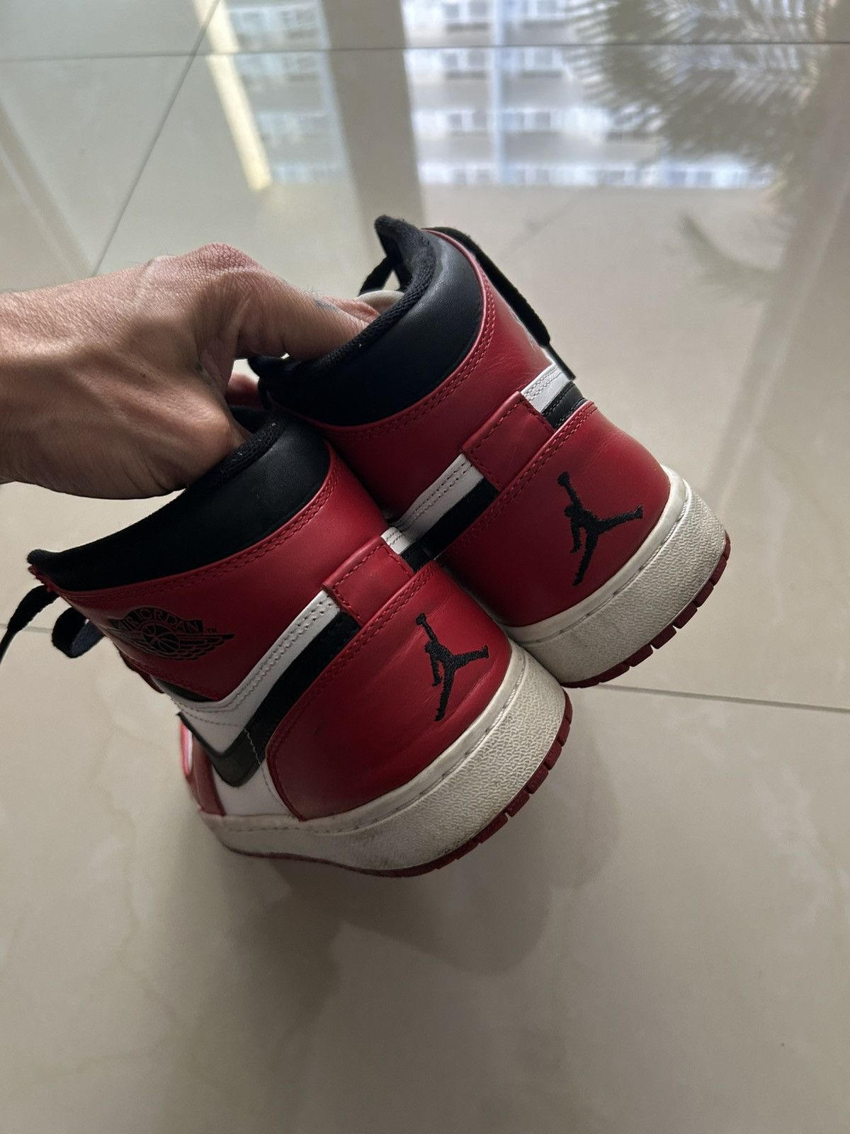 Jordan Brand 2013 jordan 1 Chicago Size US 9 / EU 42 - 4 Thumbnail