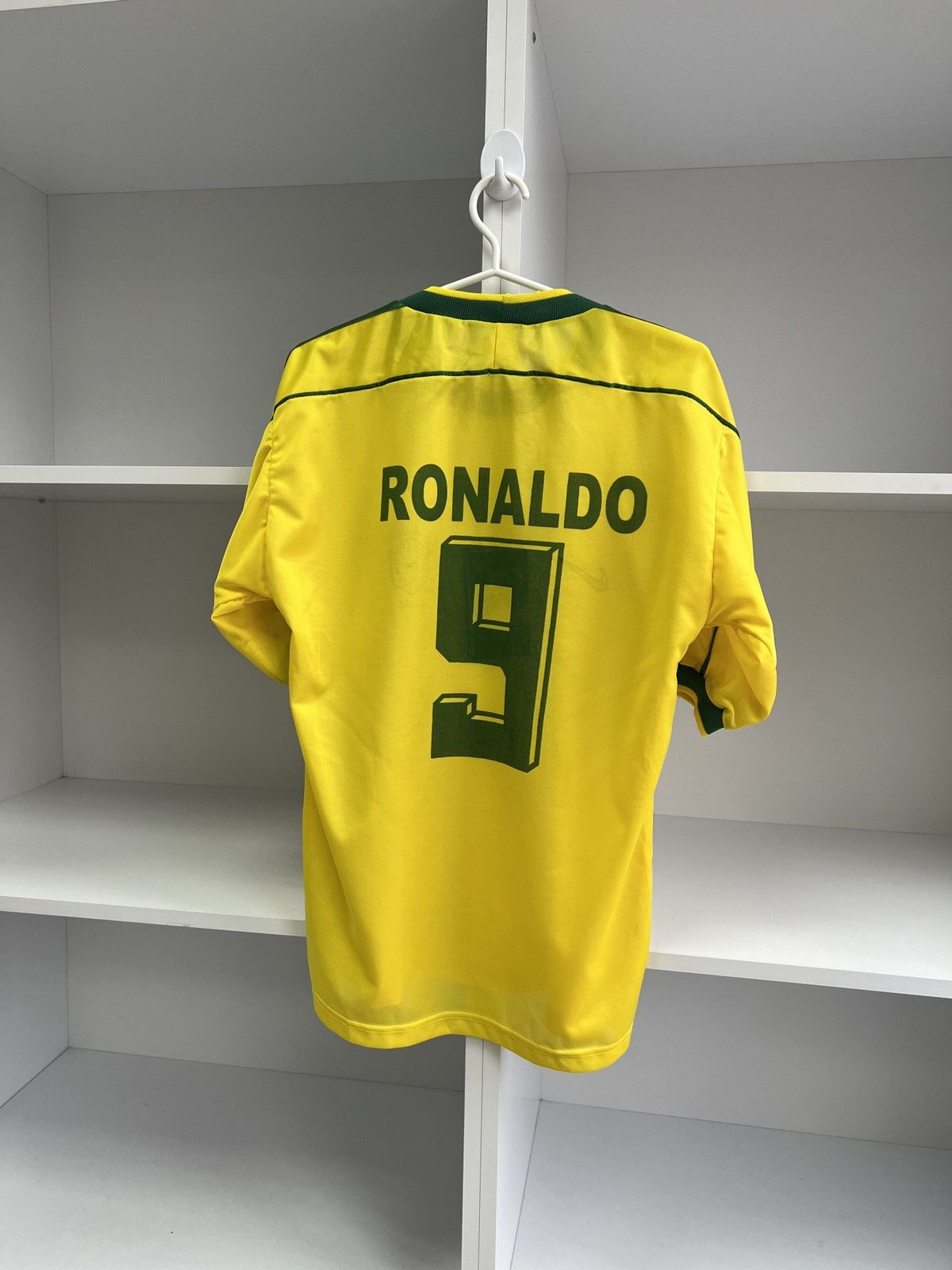 Penalty × Vintage Vintage Brazil Ronaldo football jersey Size US M / EU 48-50 / 2 - 10 Thumbnail