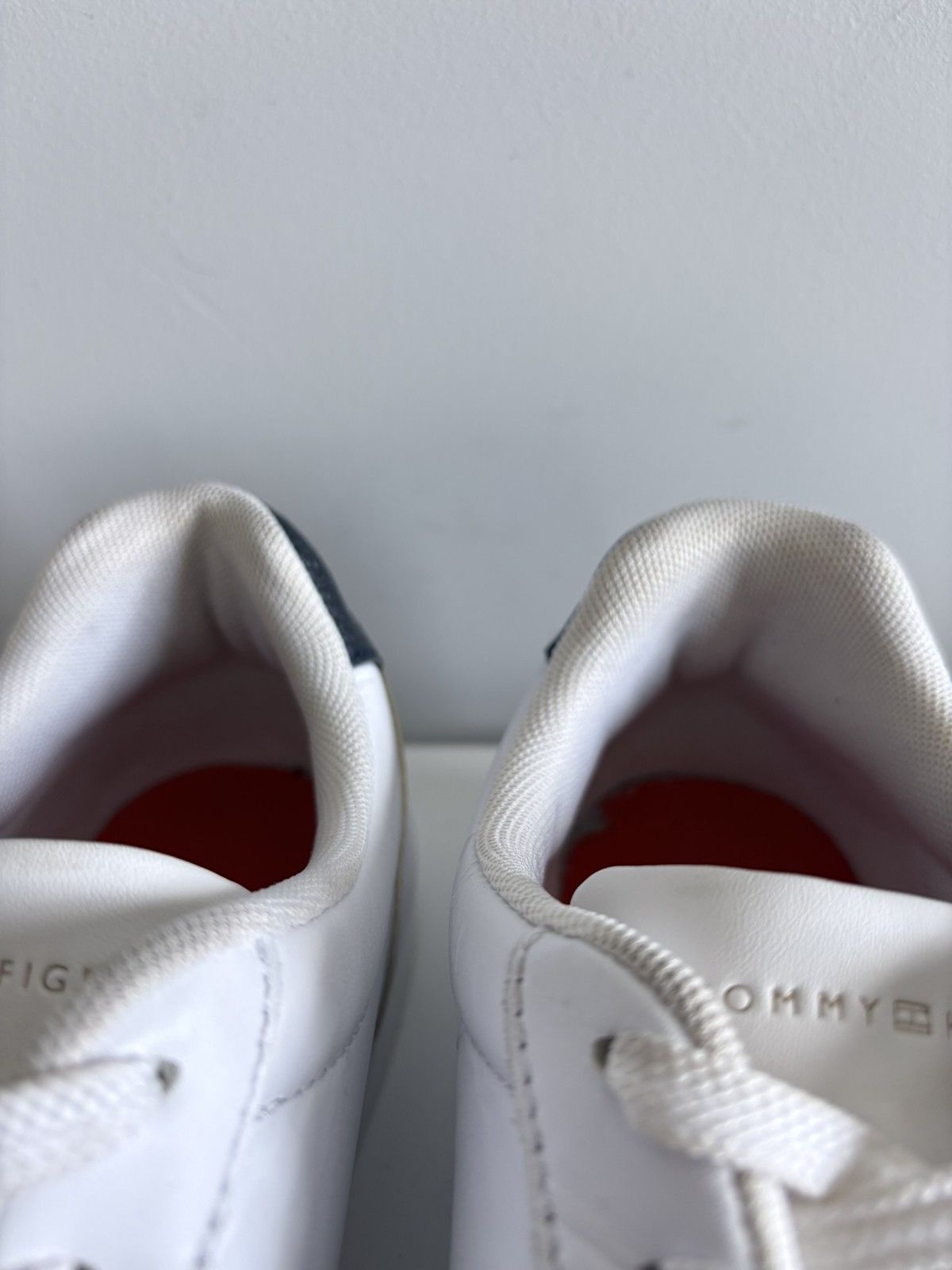 Tommy Hilfiger Tommy Hilfiger Essential Cupsole Sneaker size 40 women's Size US 10 / IT 40 - 3 Thumbnail