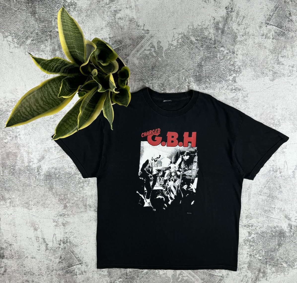 Band Tees Charged G.B.H GBH 2006 00S Tour Faded Merch Band Tee T Shirt Size US L / EU 52-54 / 3 - 1 Thumbnail