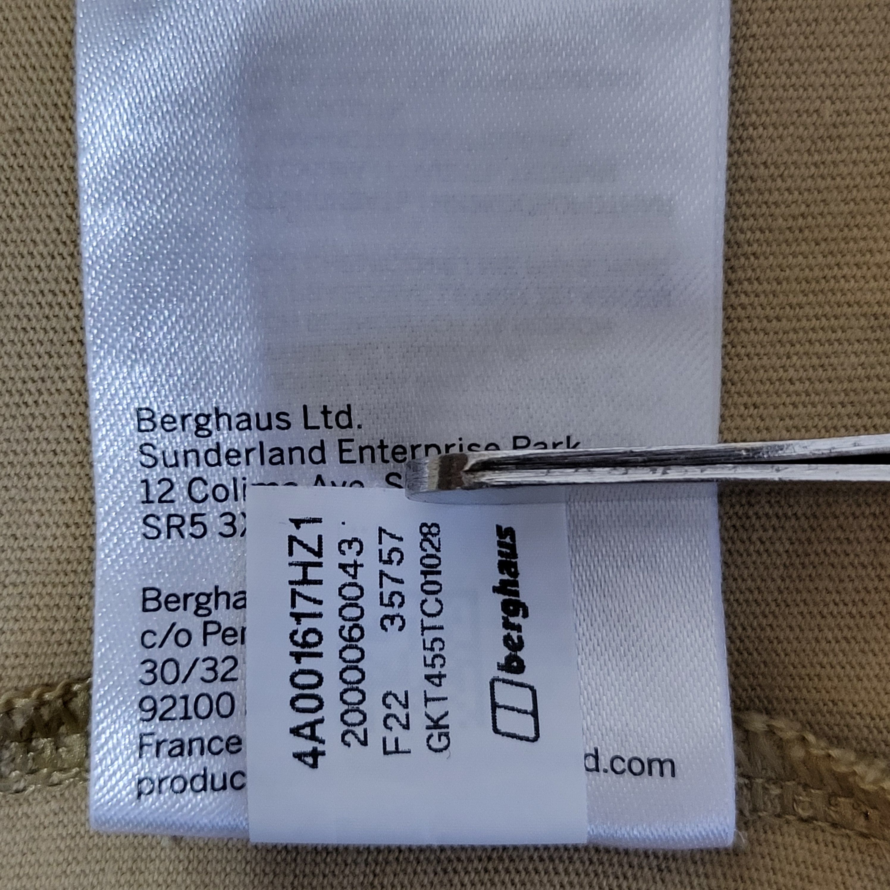 Berghaus Berghaus T-Shirt size L Outdoor Life Size US L / EU 52-54 / 3 - 9 Thumbnail
