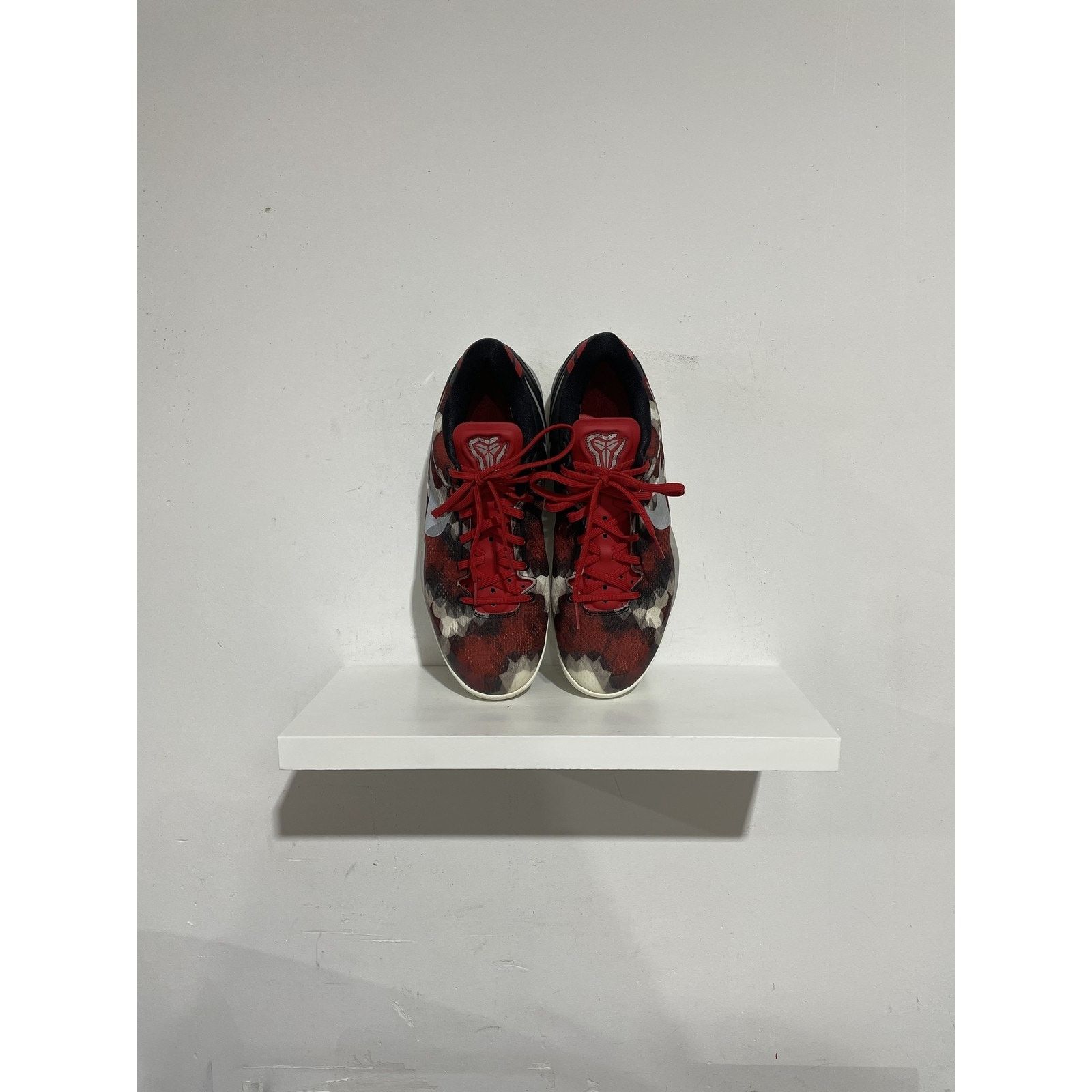 Other Kobe 8 Milk Snake Size 10 Preowned Size US 10 / EU 43 - 4 Thumbnail