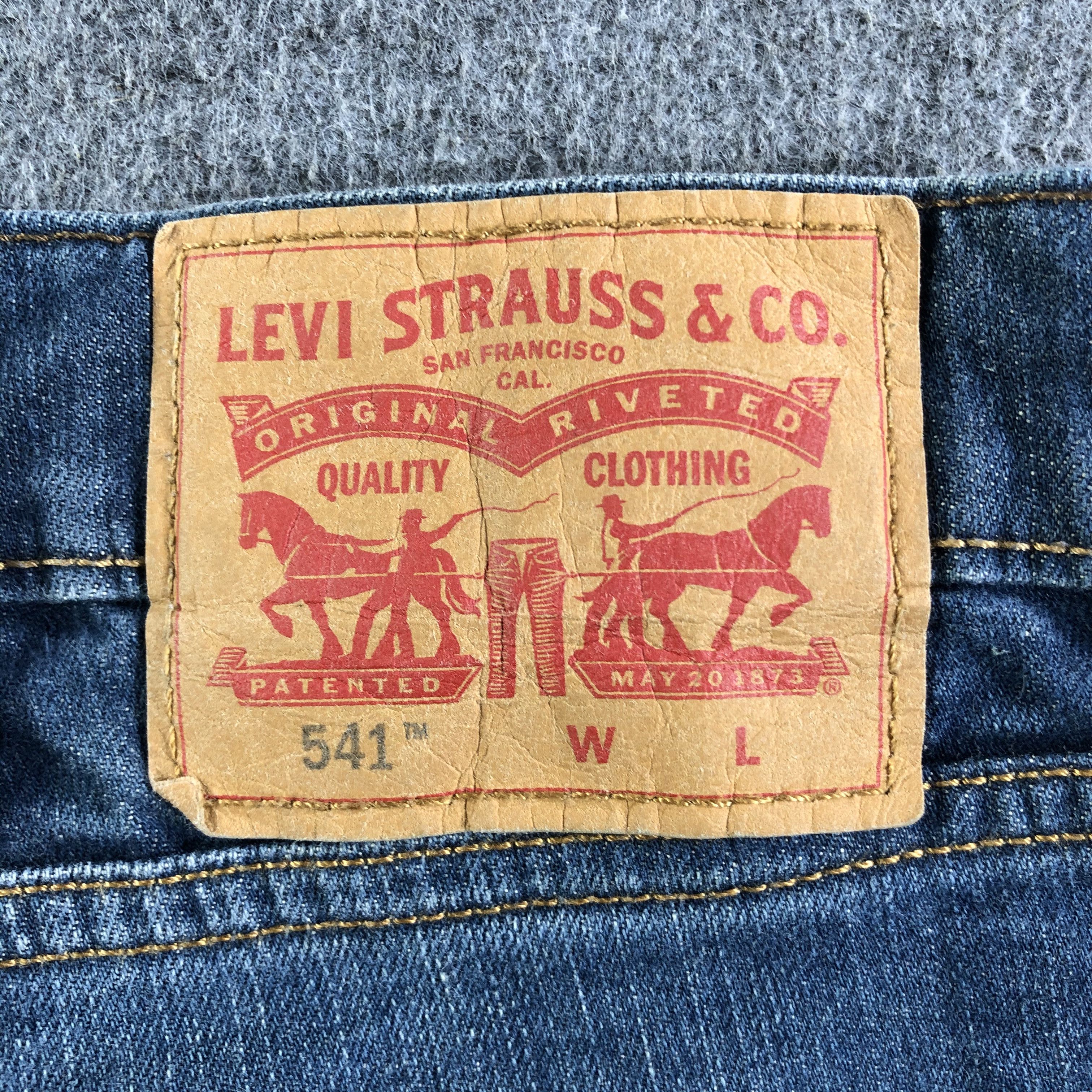 Levi's Vintage Blue Wash Levis 541 Jeans-J4087 Size US 43 - 5 Thumbnail