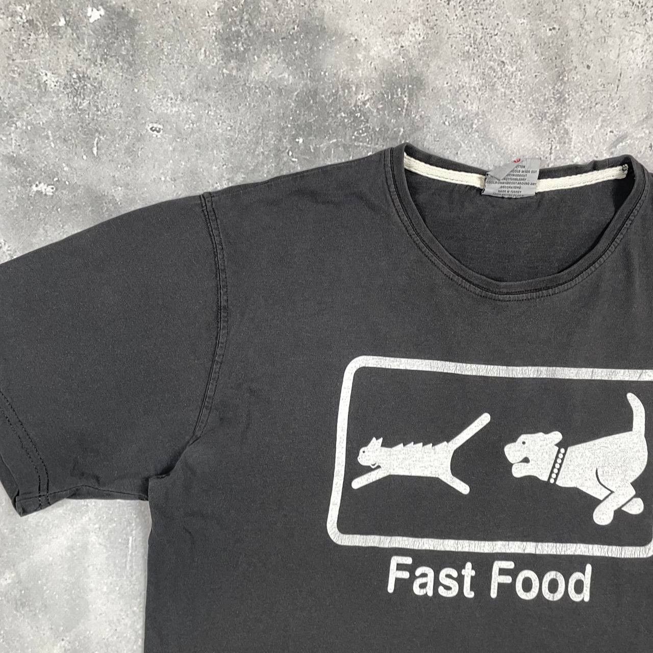 Other Vintage 2000s Chimpanzee Fast Food Humor T Shirt Faded Black Size US L / EU 52-54 / 3 - 6 Thumbnail