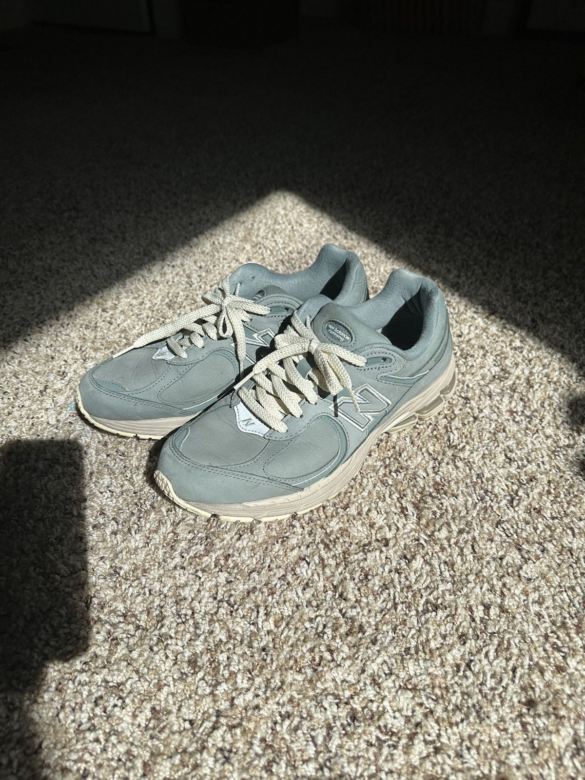 Kith × New Balance × Ronnie Fieg Kith New Balance 2002R Pistachio Size US 9.5 / EU 42-43 - 3 Thumbnail