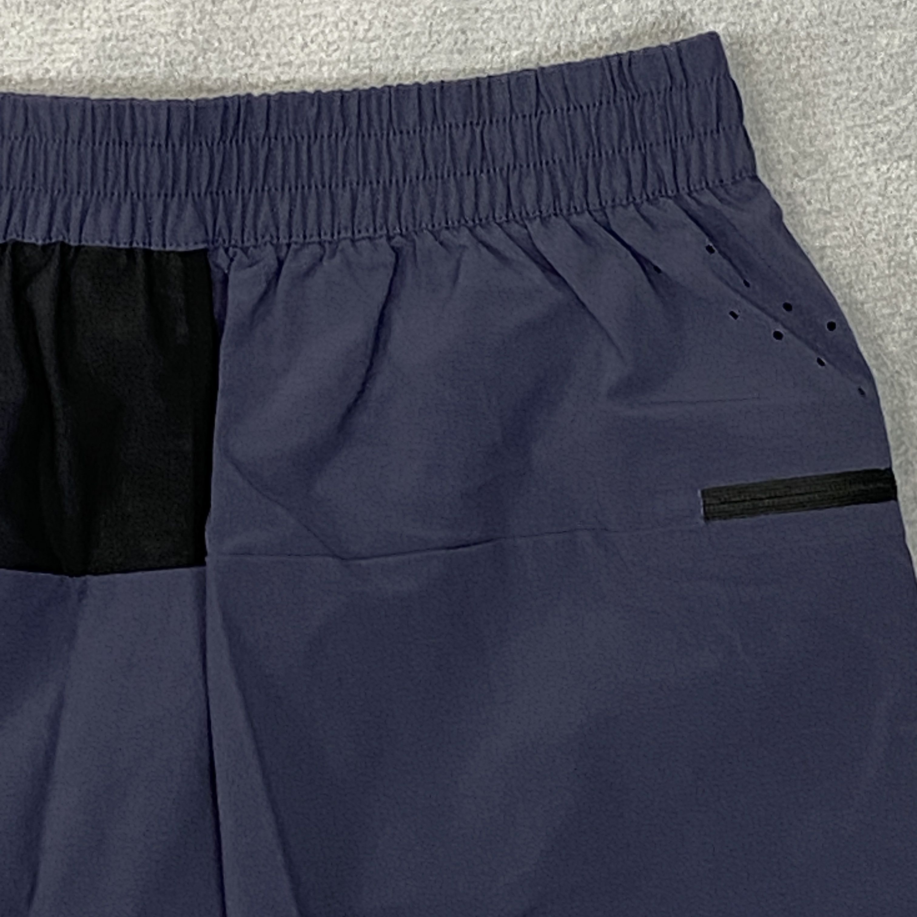 Rei REI Co-Op Running Shorts 5" Elastic Waist Reflective Logo Size US 36 / EU 52 - 6 Thumbnail