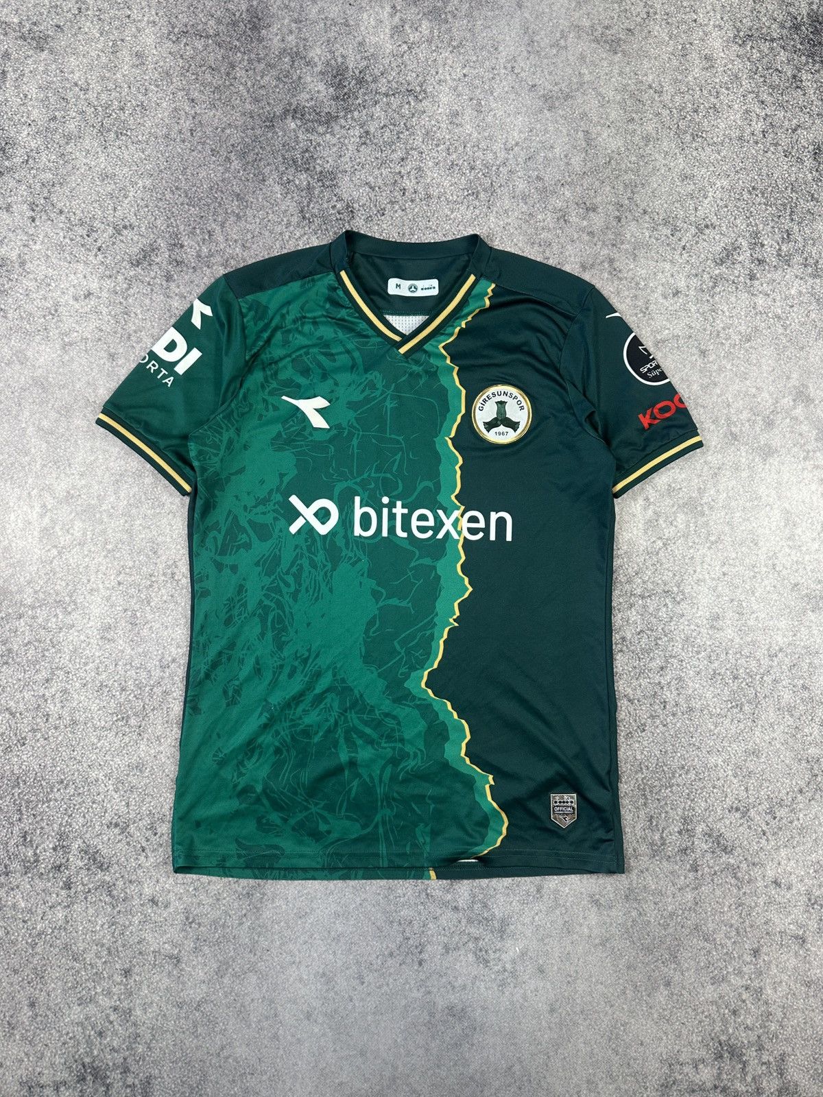 Diadora Diadora Giresunspor Soccer Jersey Turkey Blokecore M Rare Size US M / EU 48-50 / 2 - 1 Thumbnail