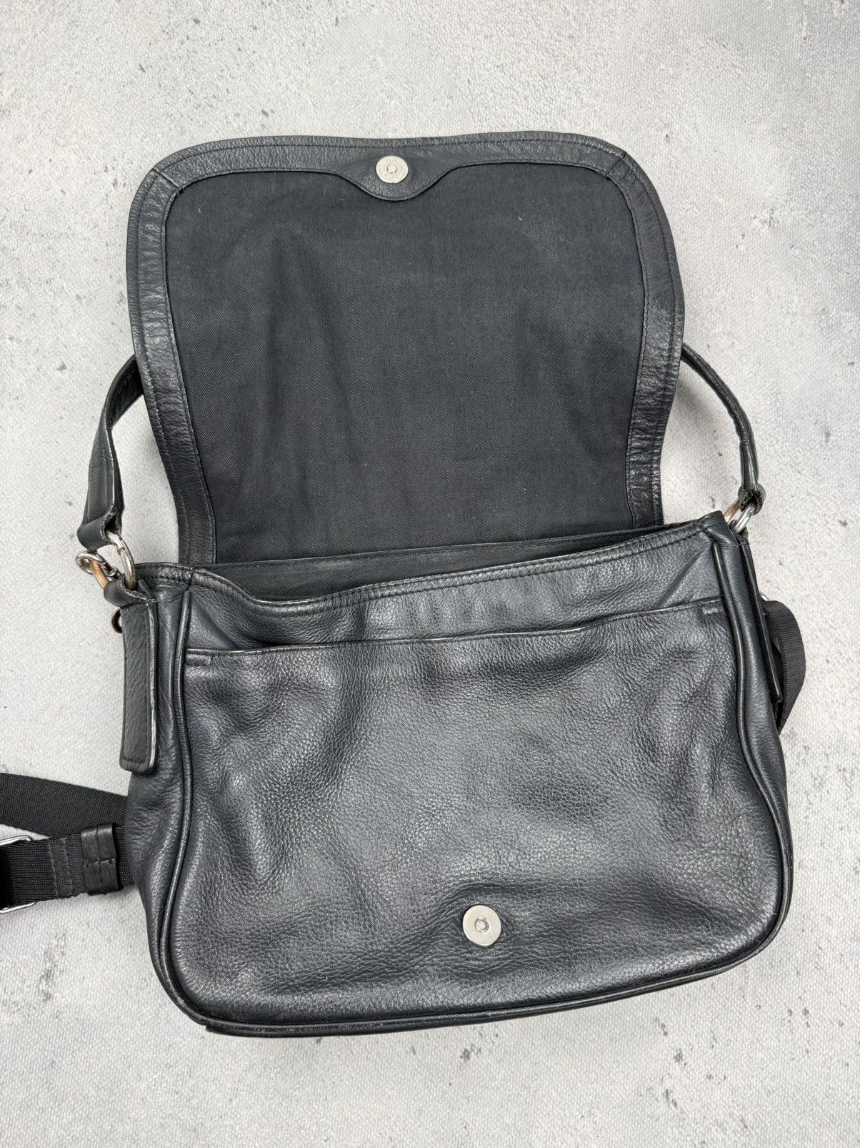 BREE VTG Bree Black Leather Shoulder Bag Crossbody Germany Design Size ONE SIZE - 10 Thumbnail
