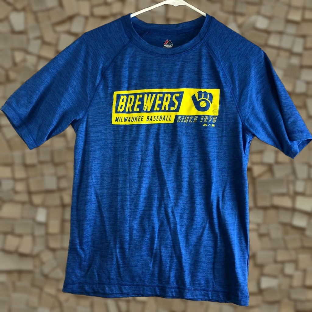 Vintage Majestic Milwaukee Brewers Mens Size Small Blue Crew Neck Short Sleeve T Shirt Size US S / EU 44-46 / 1 - 1 Thumbnail