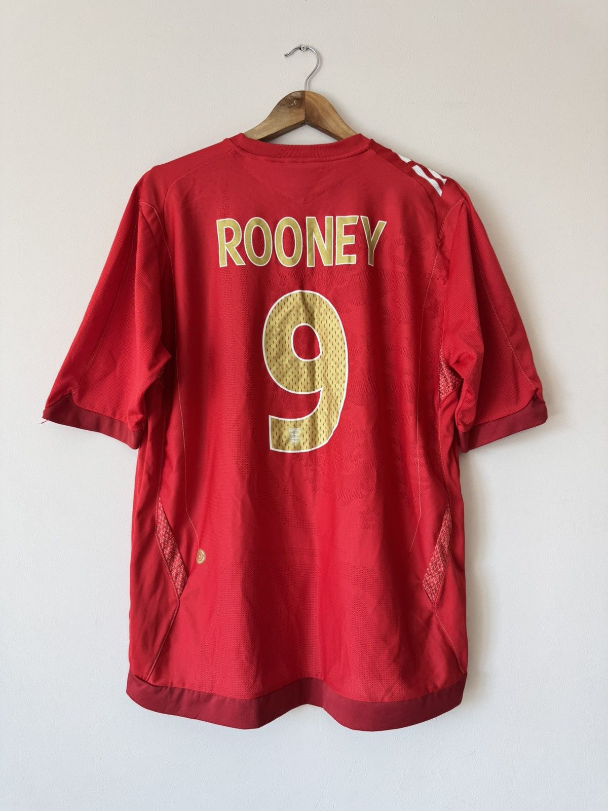 Umbro Rooney #9 England 2006-2007 Vintage Soccer Jersey Football Size US XL / EU 56 / 4 - 1 Thumbnail