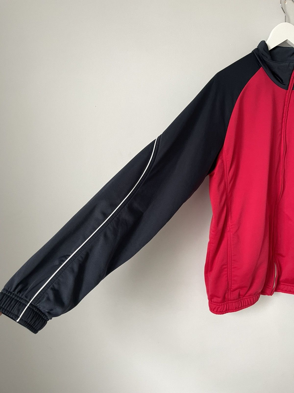 Nike Vintage Nike Zip Up Sweatshirt Track Jacket Embroidered Logo Size US XL / EU 56 / 4 - 9 Thumbnail