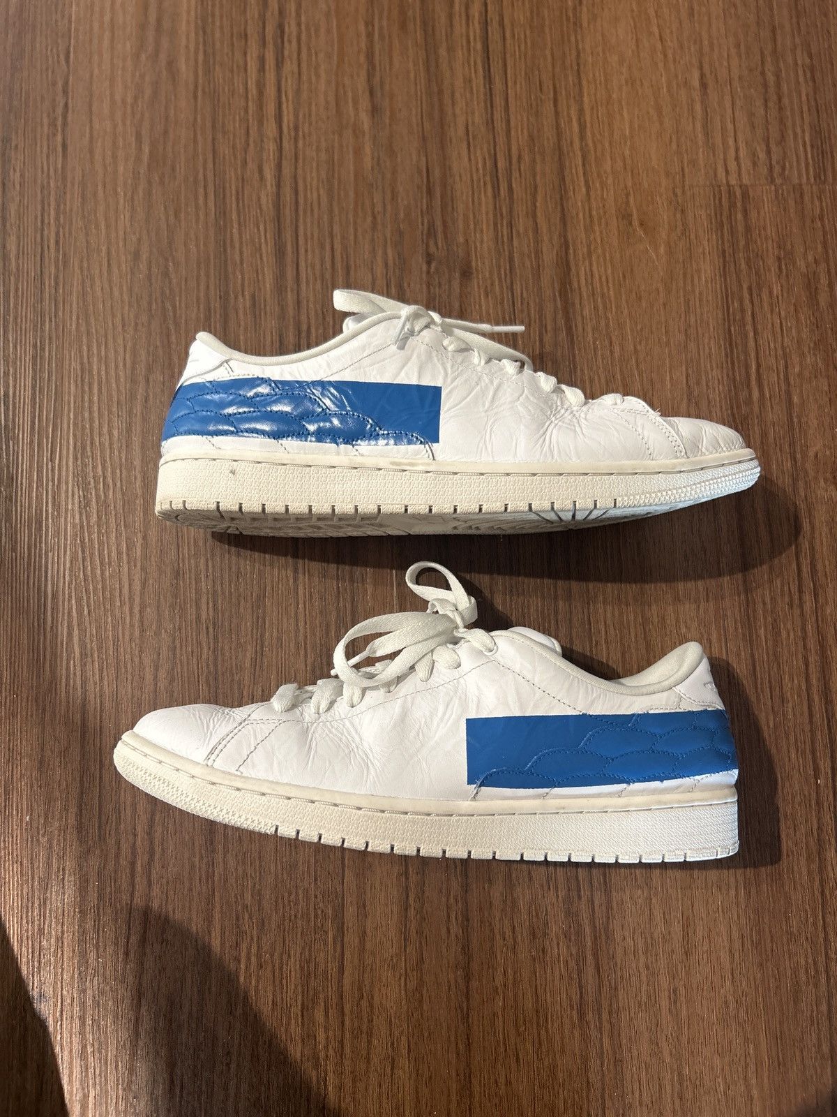 Jordan Brand × Nike Air Jordan 1 Centre Court Size US 10 / EU 43 - 2 Thumbnail