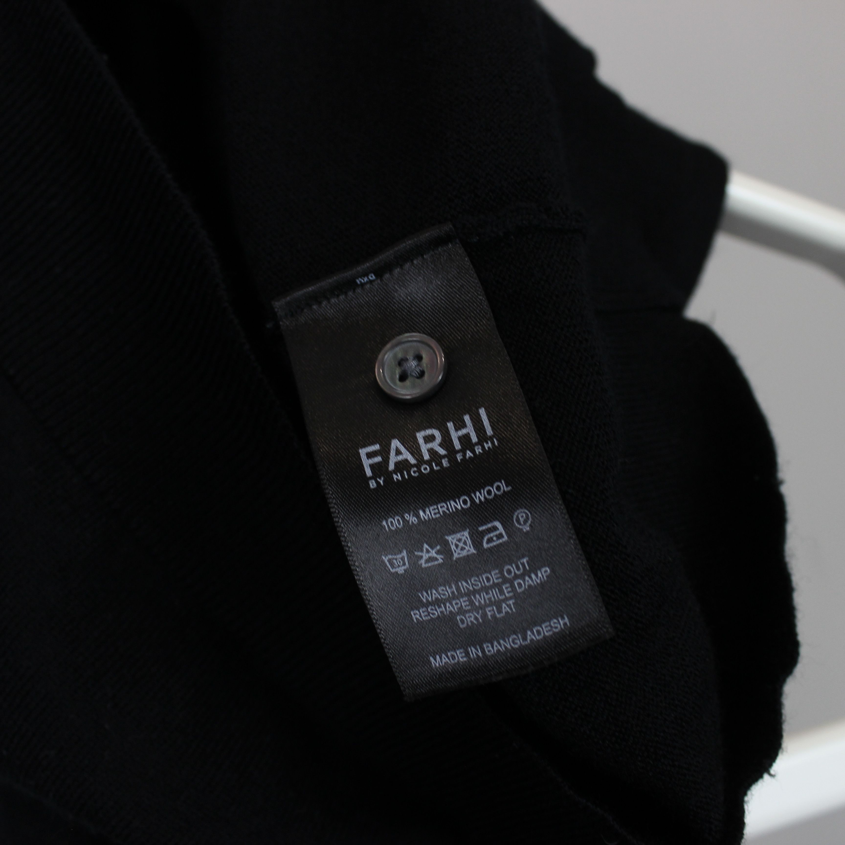 Nicole Farhi Nicole Farhi sweater merino wool buttons black L XL Size US XL / EU 56 / 4 - 7 Thumbnail