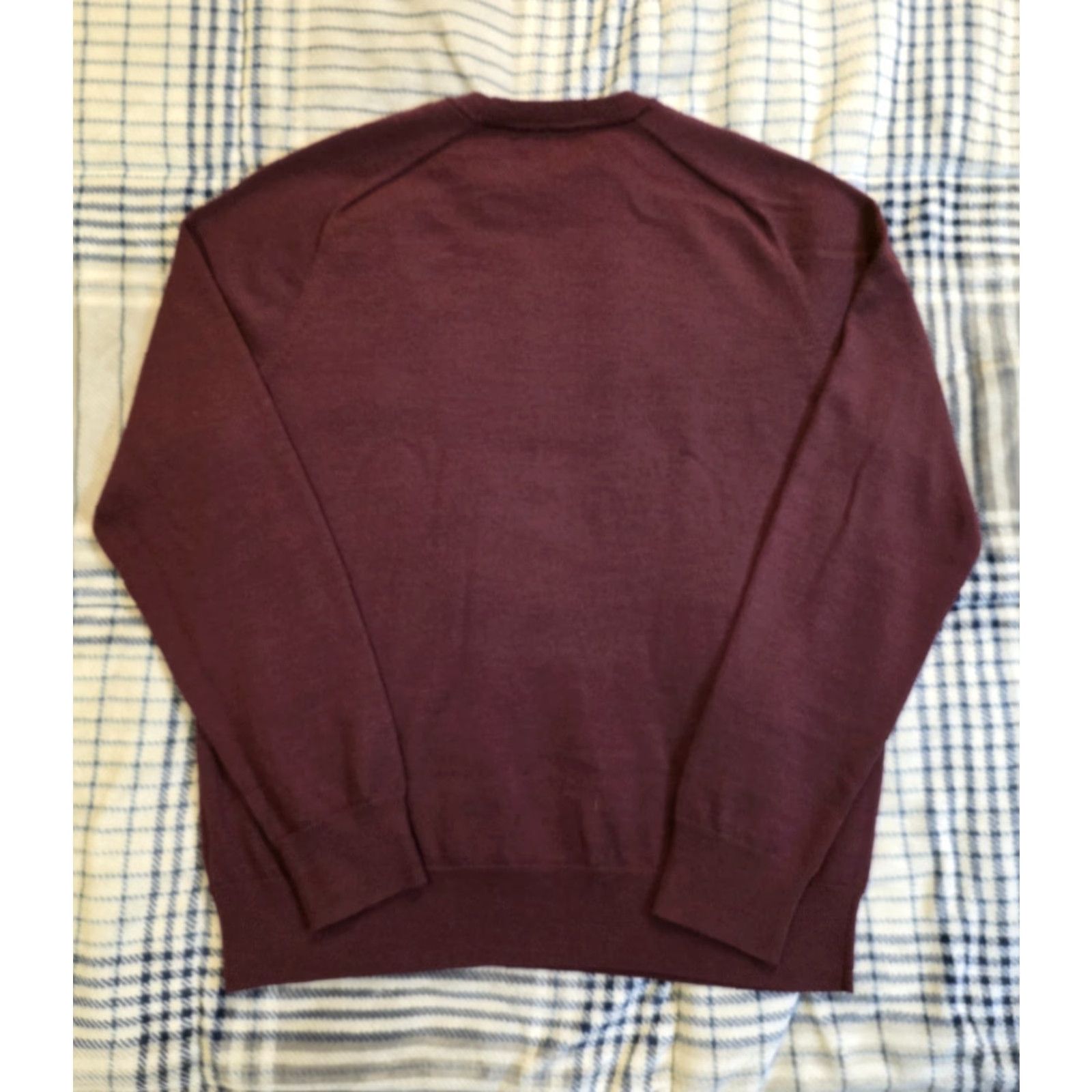 Brooks Brothers BROOKS BROTHERS Sweater Mens L Burgundy Wool Pullover Crew Neck Knit All Seasons Regular Washable Knit-Style Classic Preppy Men’s Pullover Size US L / EU 52-54 / 3 - 3 Thumbnail