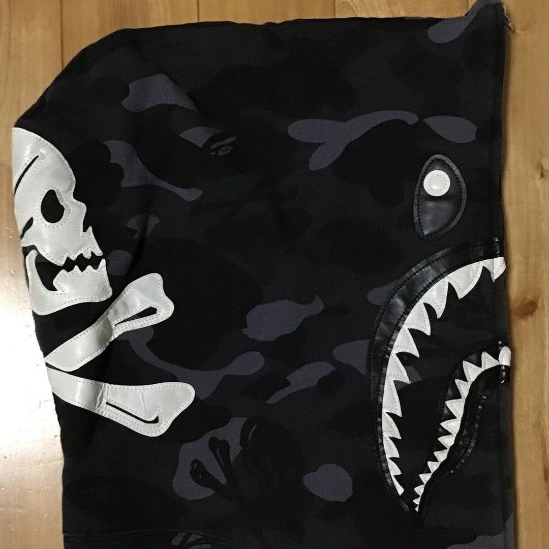 Bape × Neighborhood NEIGHBORHOOD × BAPE CAMO Shark FULL ZIP HOODIE Skull APE Size US XXL / EU 58 / 5 - 4 Thumbnail