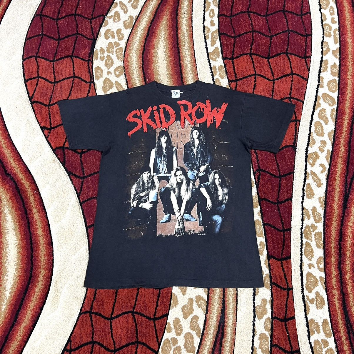 Band Tees Vintage Skid Row Band Japan Tour 1992 T Shirt Size US L / EU 52-54 / 3 - 1 Thumbnail