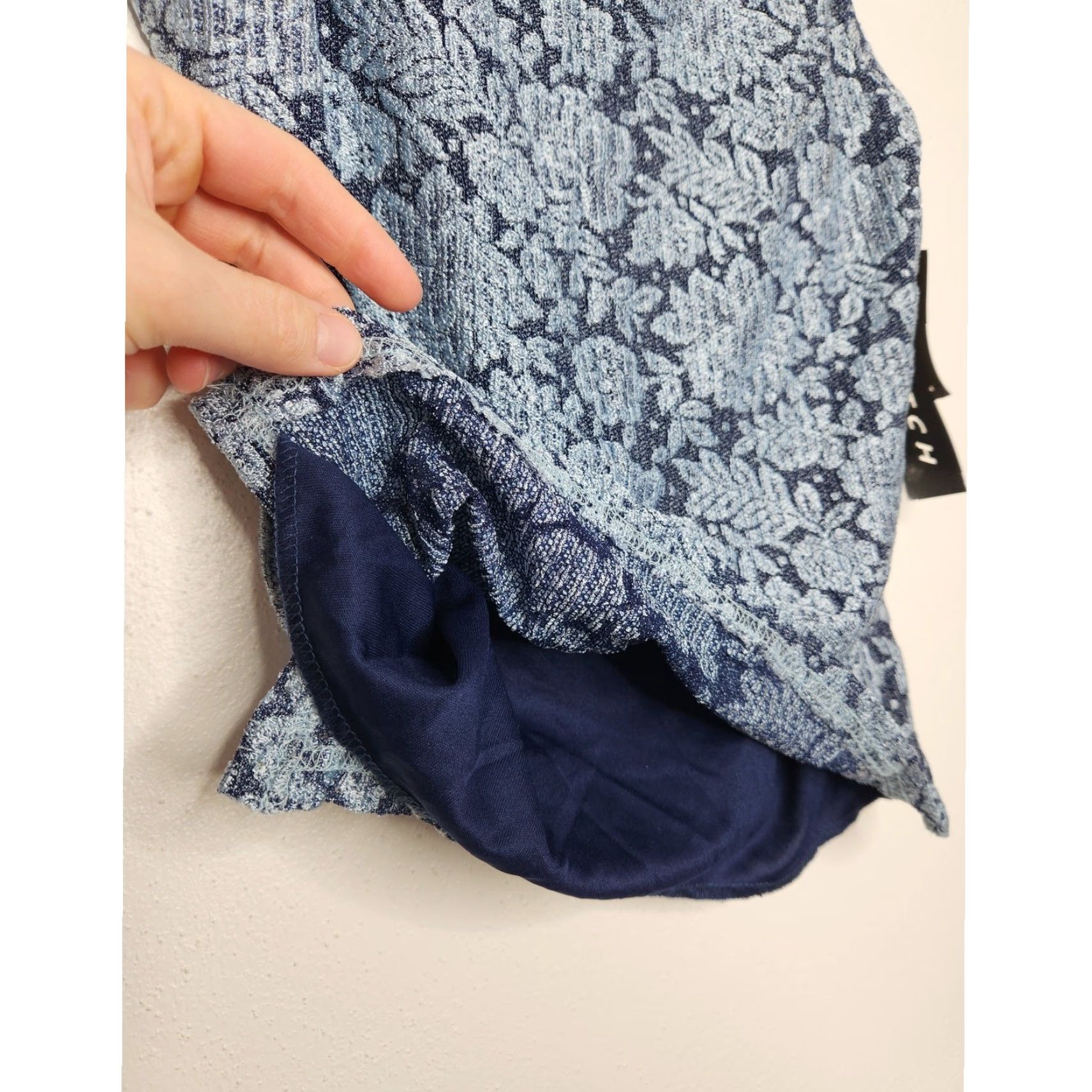 Vintage VINTAGE A Byer Tank Top Fairy Whimsy Tank Office Siren Floral Lace Style Med Blue Tank Women M NWT Size M / US 6-8 / IT 42-44 - 4 Thumbnail