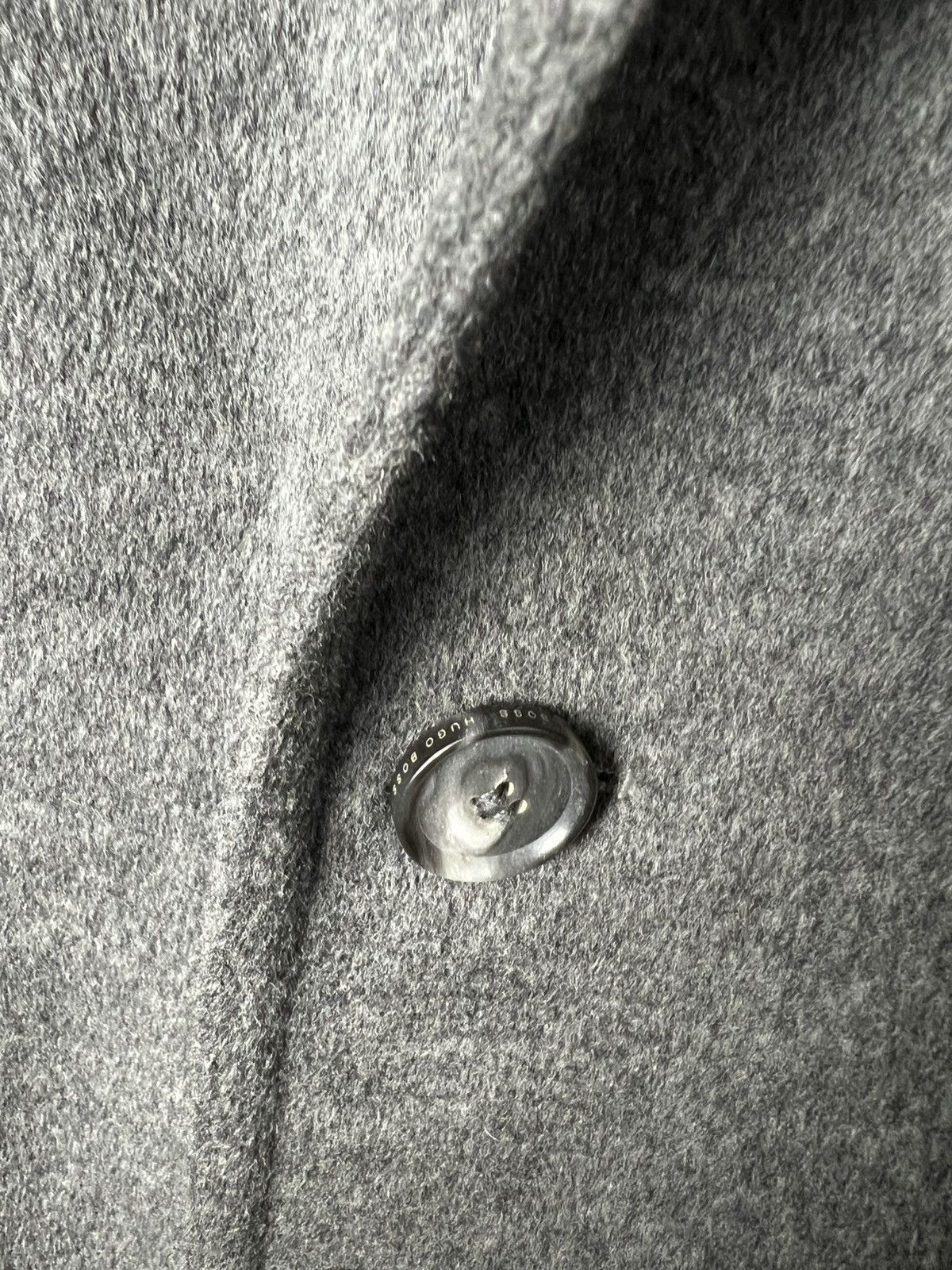 Hugo Boss Vintage streetwear luxury Designer Hugo Boss Wool Coat Sz 50 Size US M / EU 48-50 / 2 - 3 Thumbnail