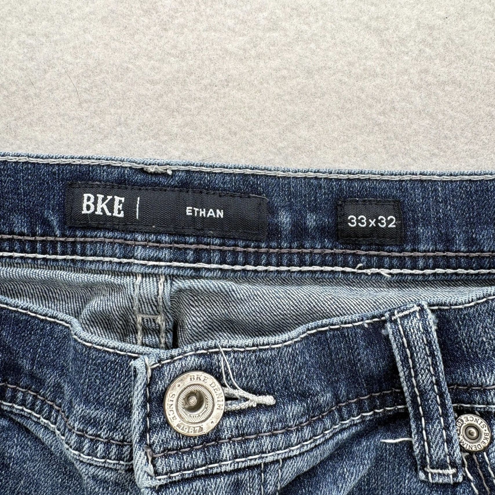 BKE Ethan Jeans Mens 33x32 Blue Medium Wash Straight Stretch Denim Grunge