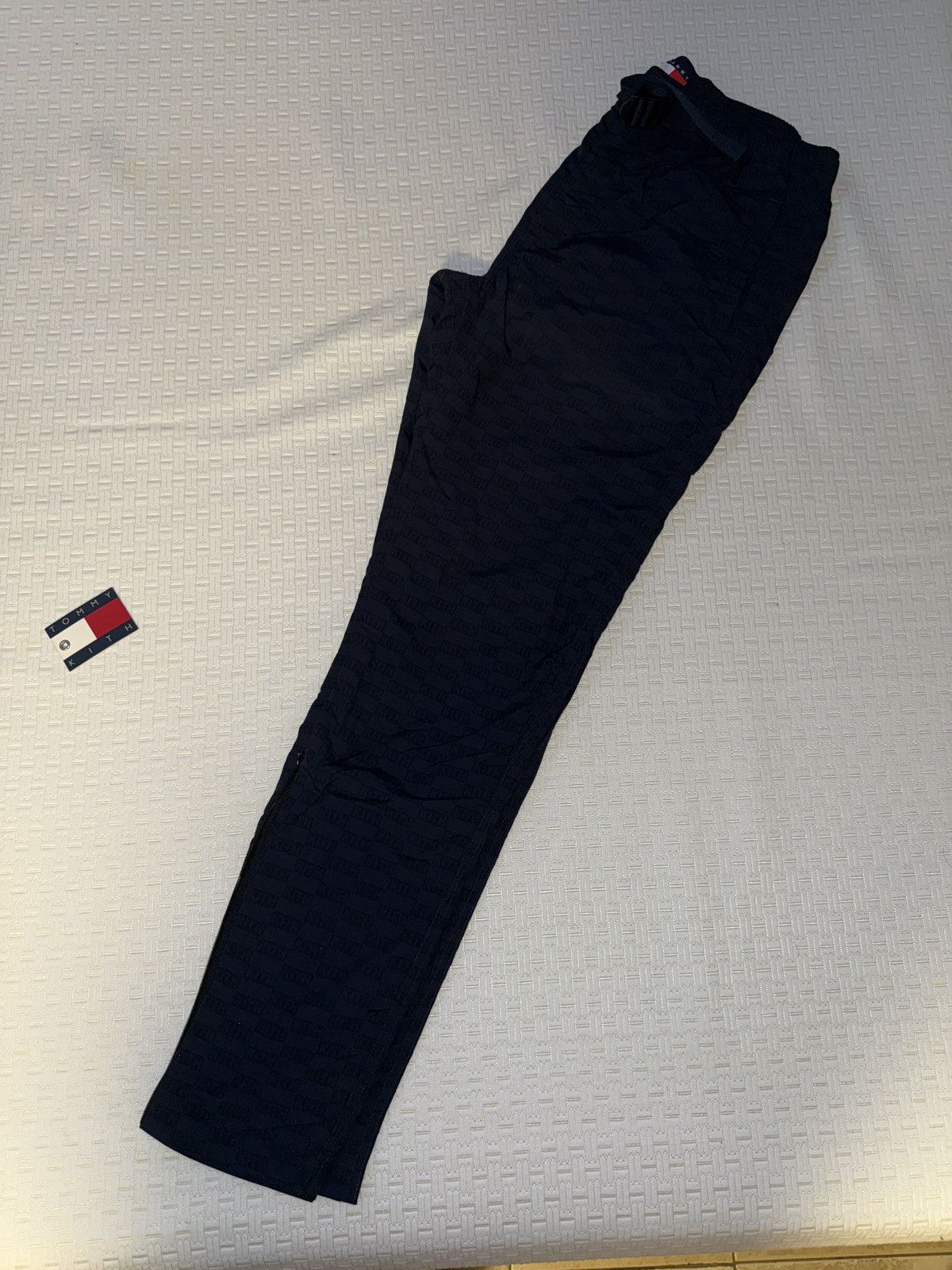 Kith × Tommy Hilfiger Kith x Tommy Hilfiger Monogram Track Pant Size US 29 - 2 Thumbnail